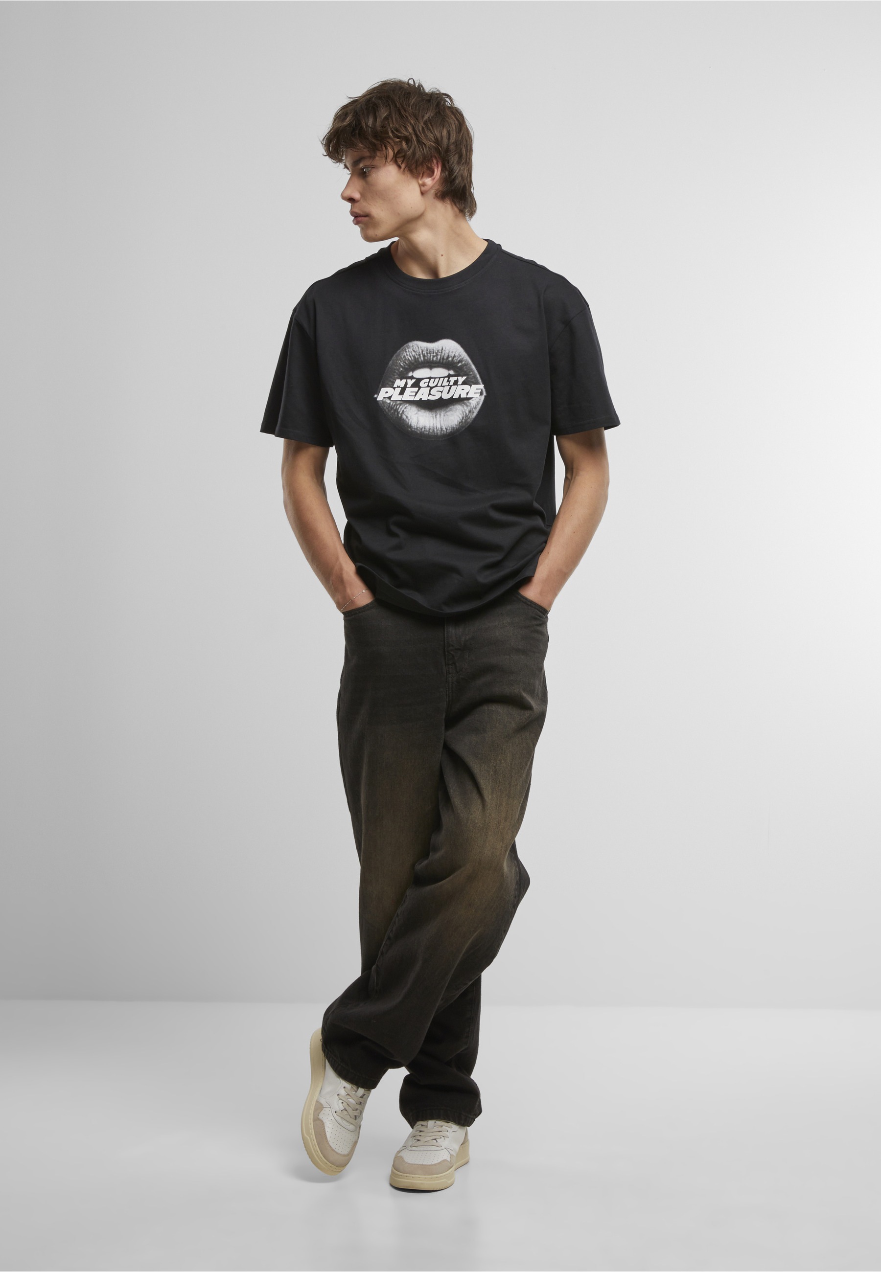 MisterTee T-Shirt »MisterTee Off My Lips Oversize Tee« 1