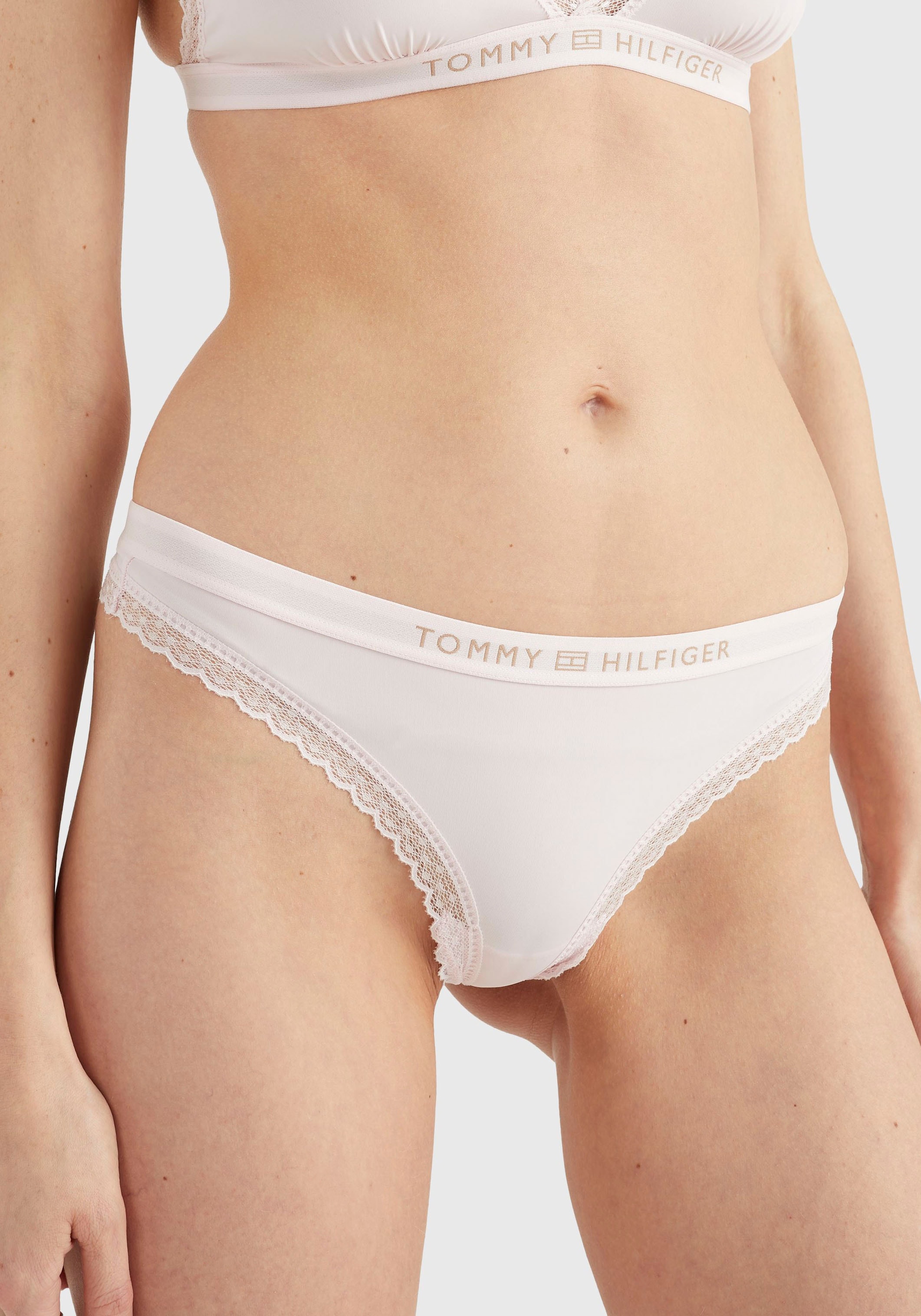 TOMMY HILFIGER Underwear Stringai su Spitzenkante ant Beinaussc...