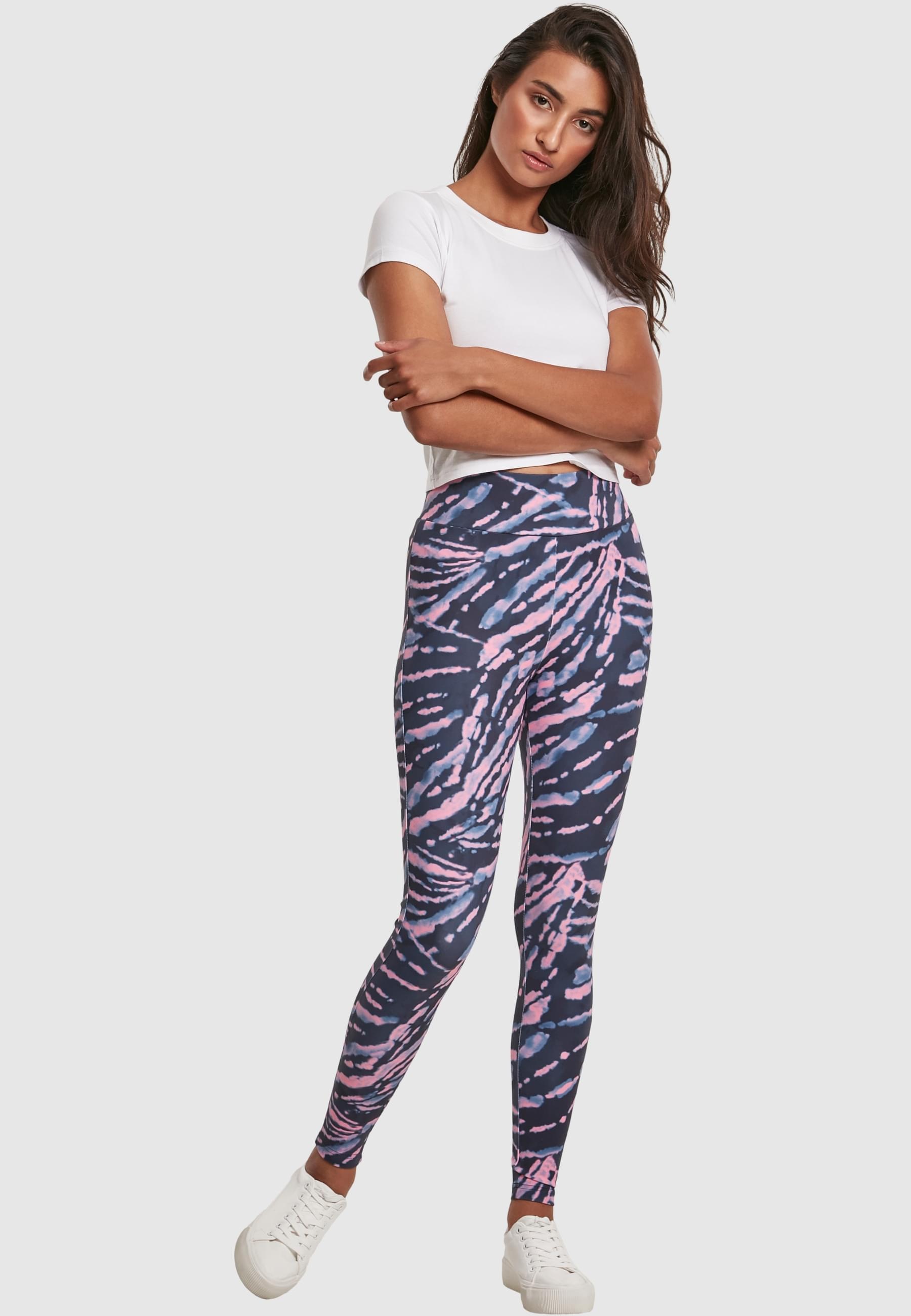 URBAN CLASSICS Leggings »Urban Classics Damen Ladies High Waist Tie Dye Leggings«, (1 tlg.)