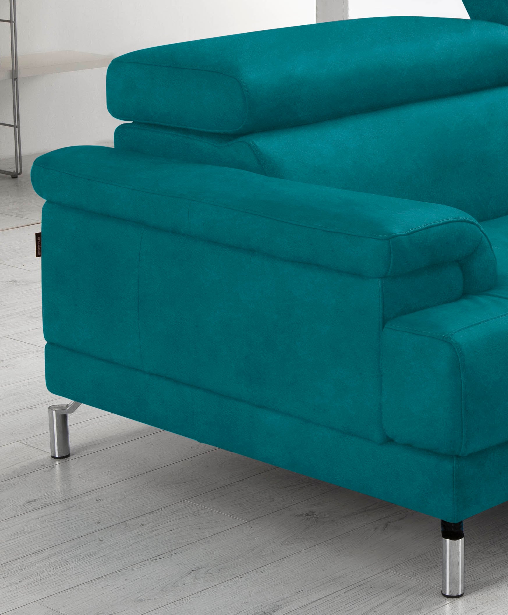 Egoitaliano 2,5-Sitzer »Soul, Design und Sitzkomfort auf hohem Niveau, tolle Details«, inkl. Kopfteilverstellung für noch mehr Komfort, Designfuß