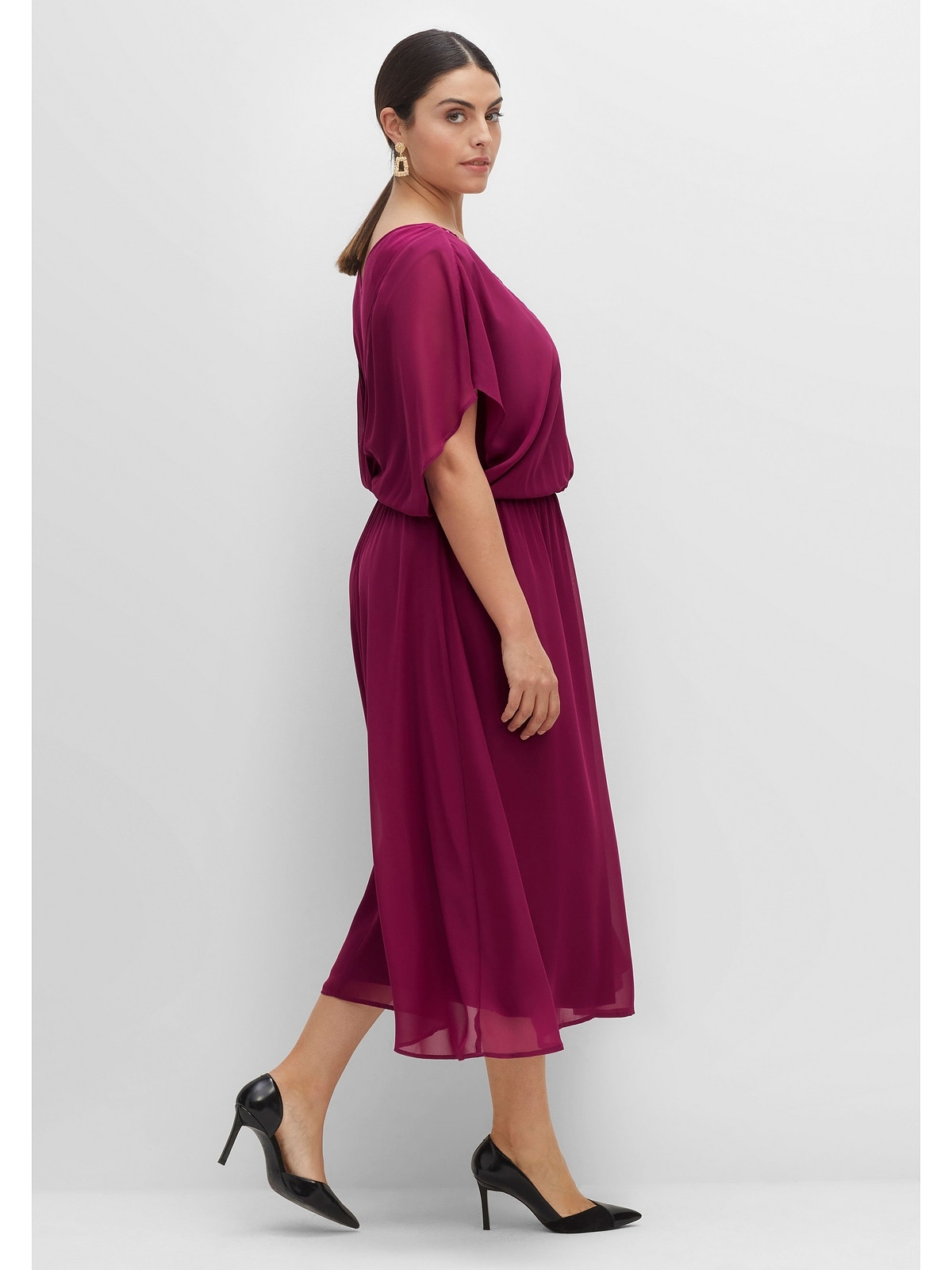 Größen«, bestellen Unterkleid Sheego online BAUR mit Abendkleid Georgette, | blickdichtem aus »Große