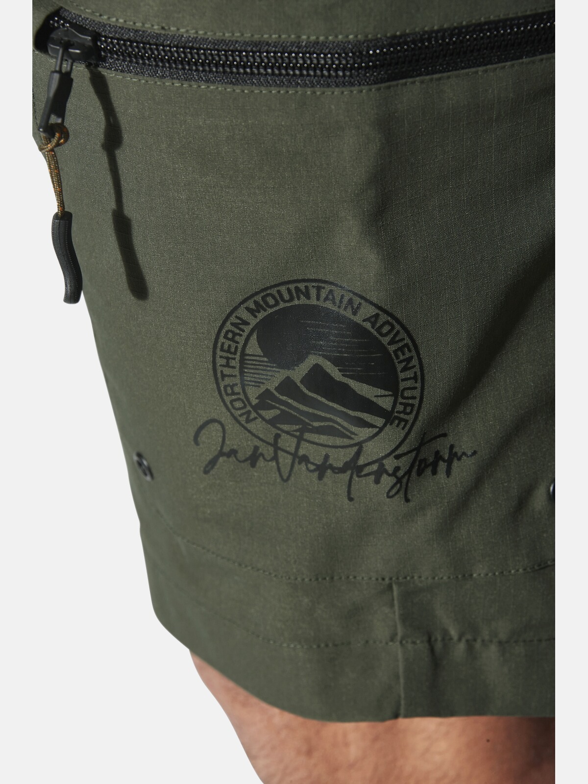 Jan Vanderstorm Ortjell Cargo Shorts Olive 3
