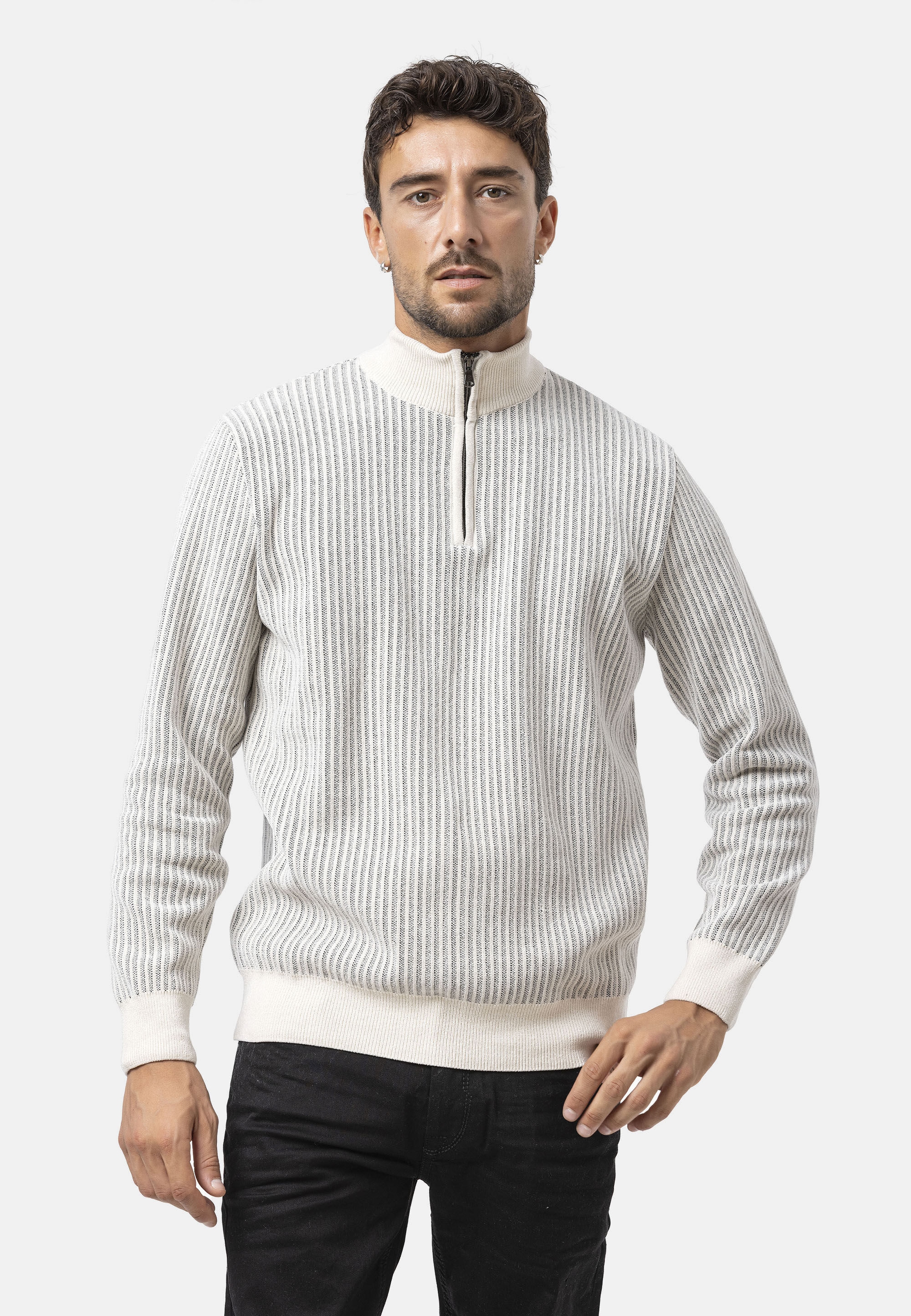 Cipo & Baxx Strickpullover »CP286« 1 Stk. vertikales Rippstrickmuster