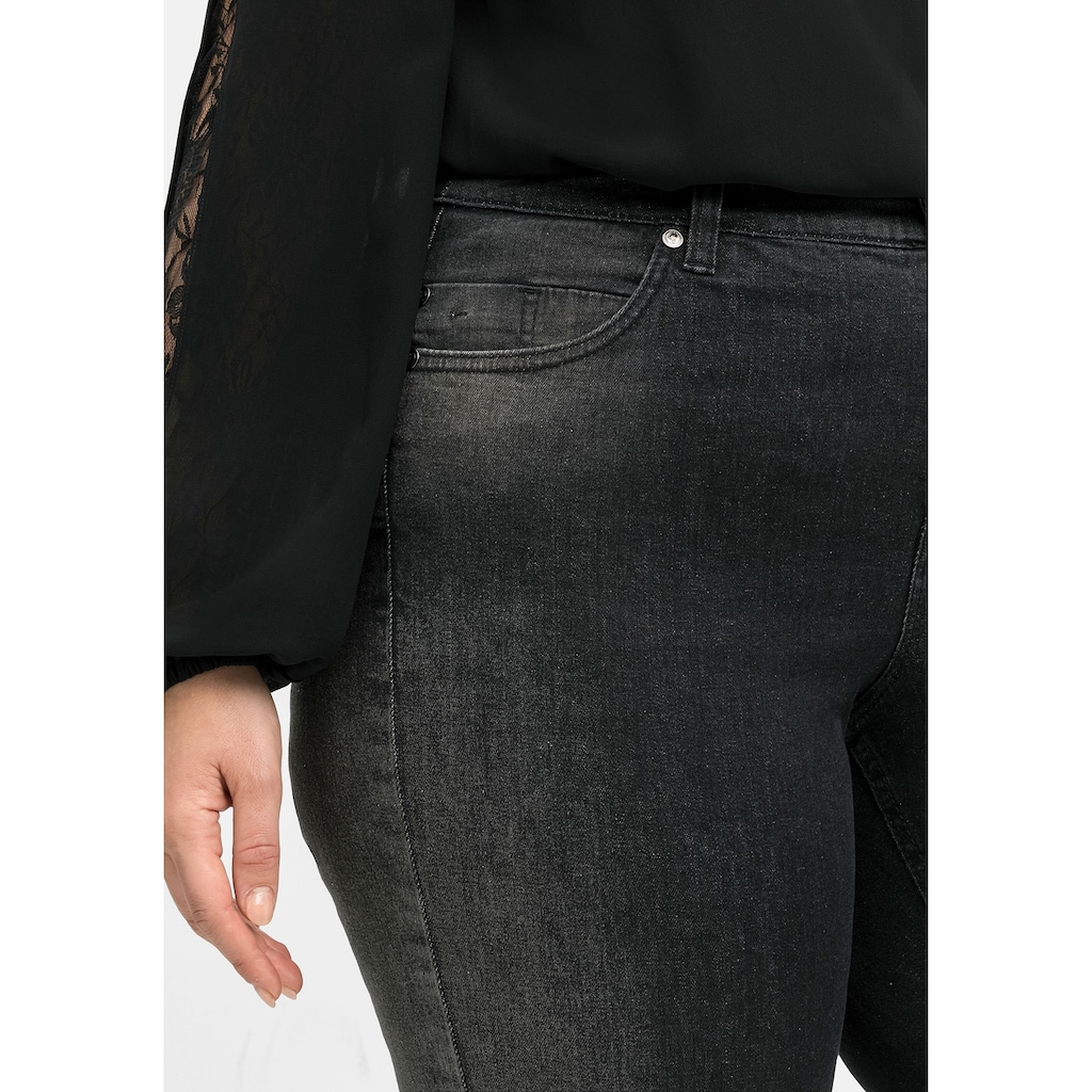 Sheego Gerade Jeans »Große Größen« mit individueller Waschung extralang SV10225