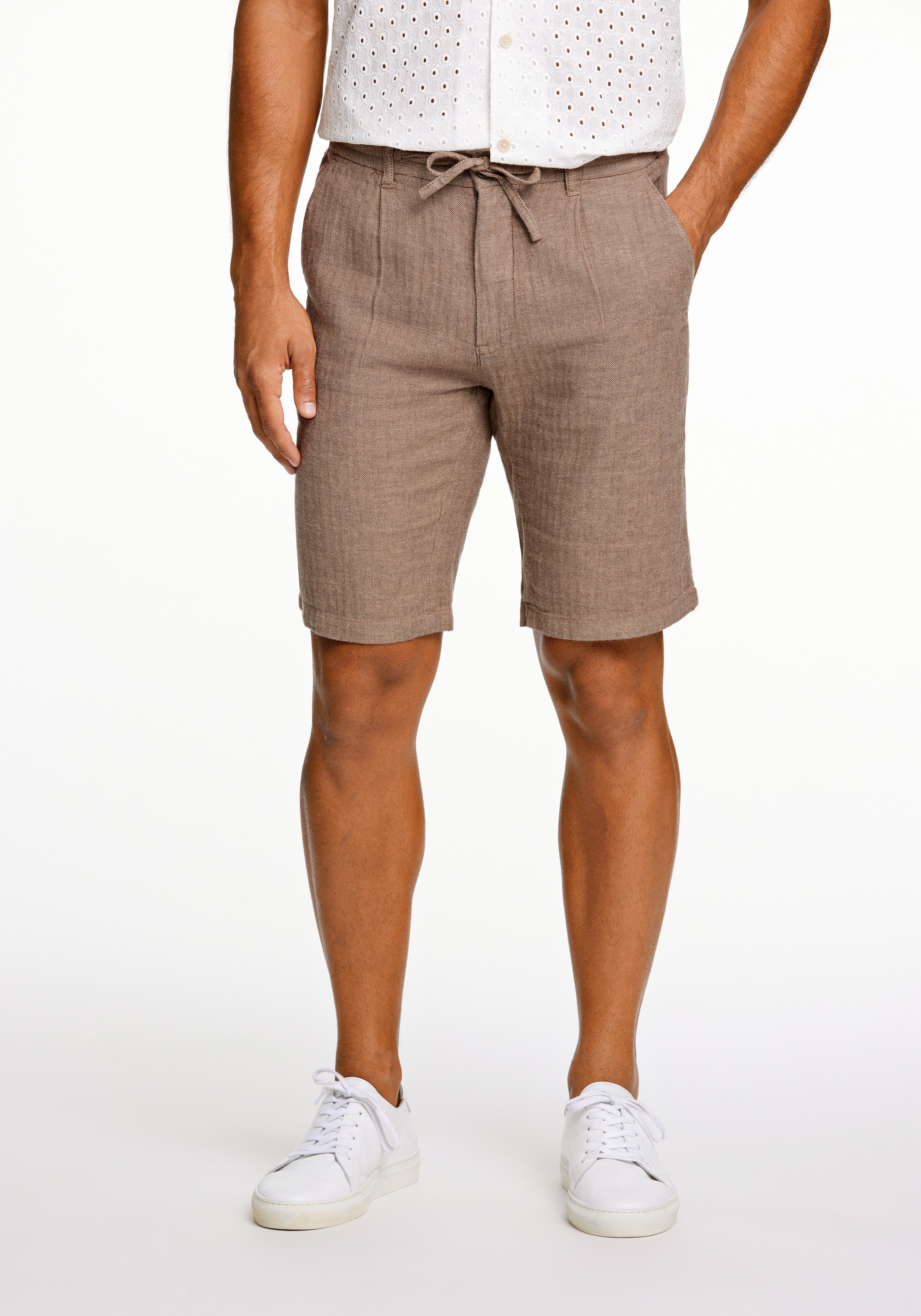 Shorts LINDBERGH "Leinenshorts Relaxed Fit", Herren, Gr. S, beige (dk stone), Obermaterial: 55% Baumwolle, 45% Leinen, relaxed fit, Hosen Shorts