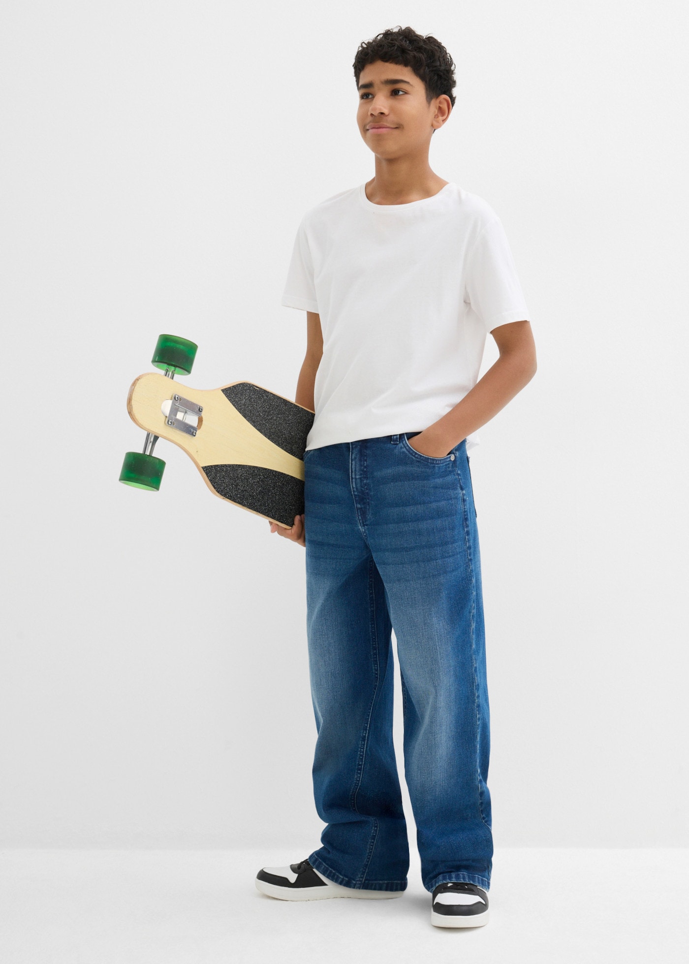 bonprix Loose-fit-Jeans für Kinder, aus robustem Denim, mit Baumwolle und Elasthan, Loose Fit