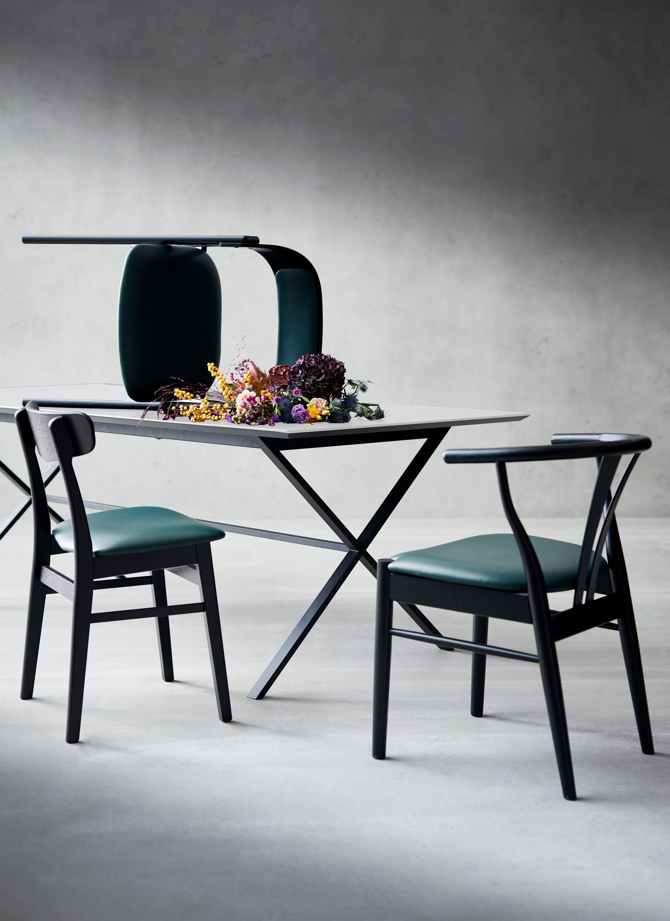 Hammel Furniture Esstisch Meza by Hammel, Tischplatte aus MDF/Laminat und Gestell aus pulverbeschichtetem Metall, in zwei Breiten, mit Auszugsfunktion. Dänische Handwerkskunst