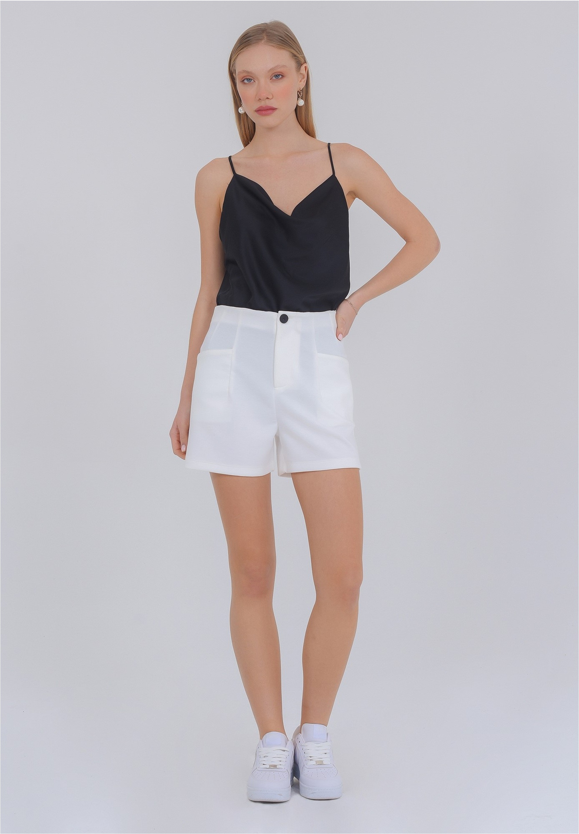 freshlions Shorts »Lein«, im klassischen Design