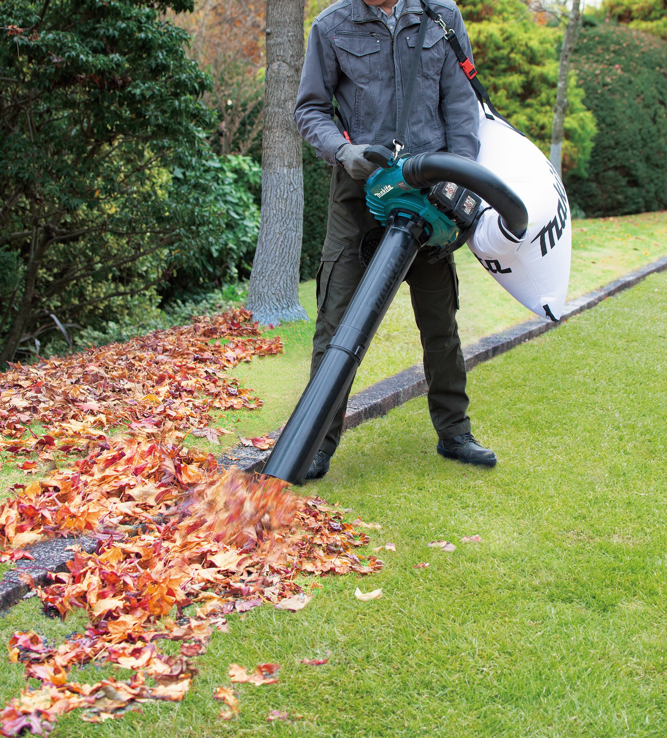 Makita Akku-Laubbläser "DUB363ZV", 2x18V LXT, 65 m/s, 13,4 m3/min, ohne Akk günstig online kaufen