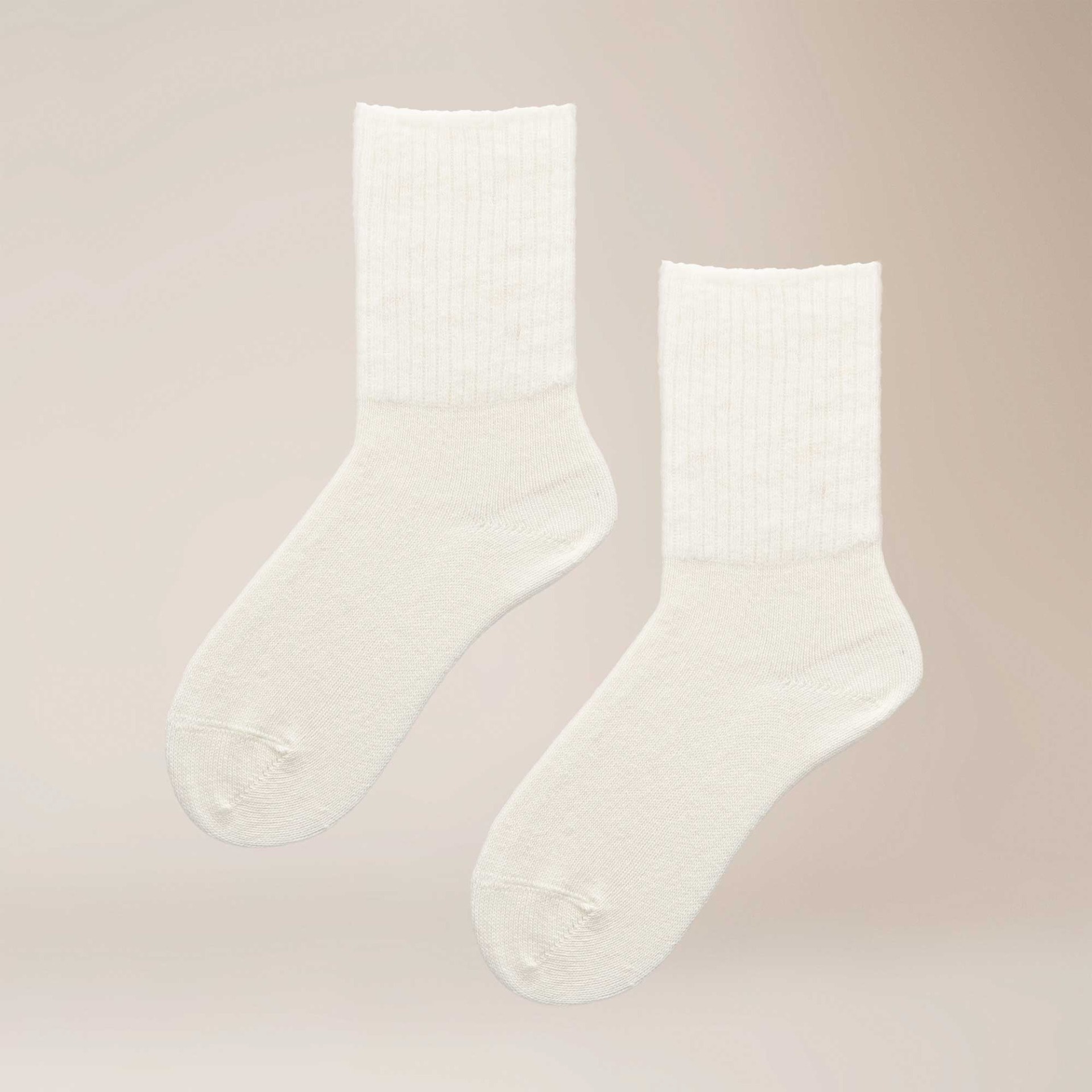 KUNERT Socken "Socke Magical Touch" Socken mit edlem Materialmix