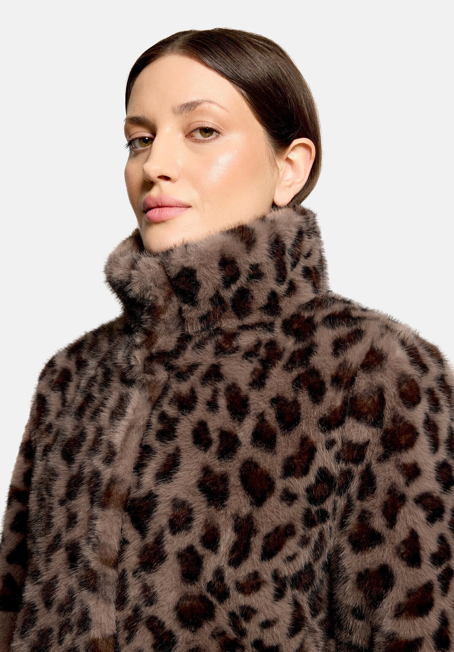 Betty Barclay Plüschjacke »Damen mit Stehkragen«
