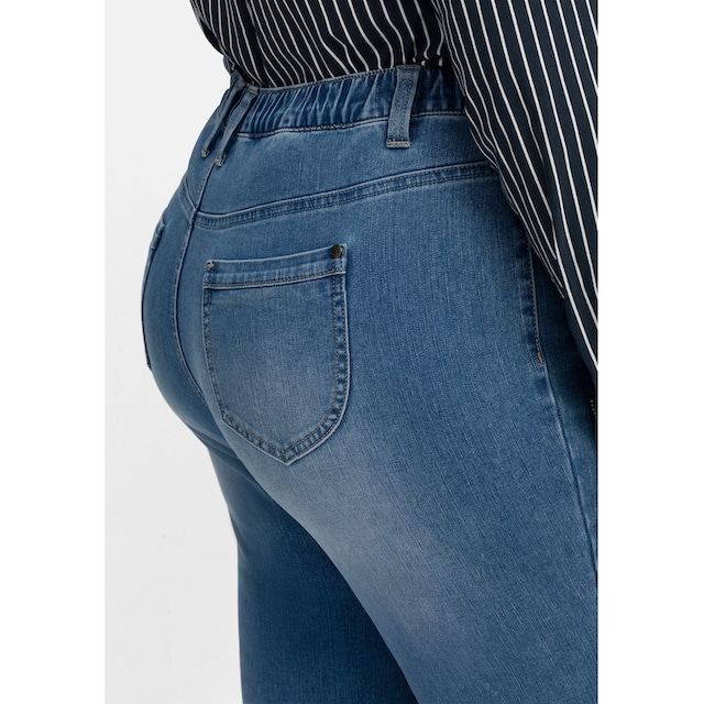 Sheego »Große kaufen online Bootcut-Jeans Größen«, mit und BAUR | Kontrastnähten Gummibund