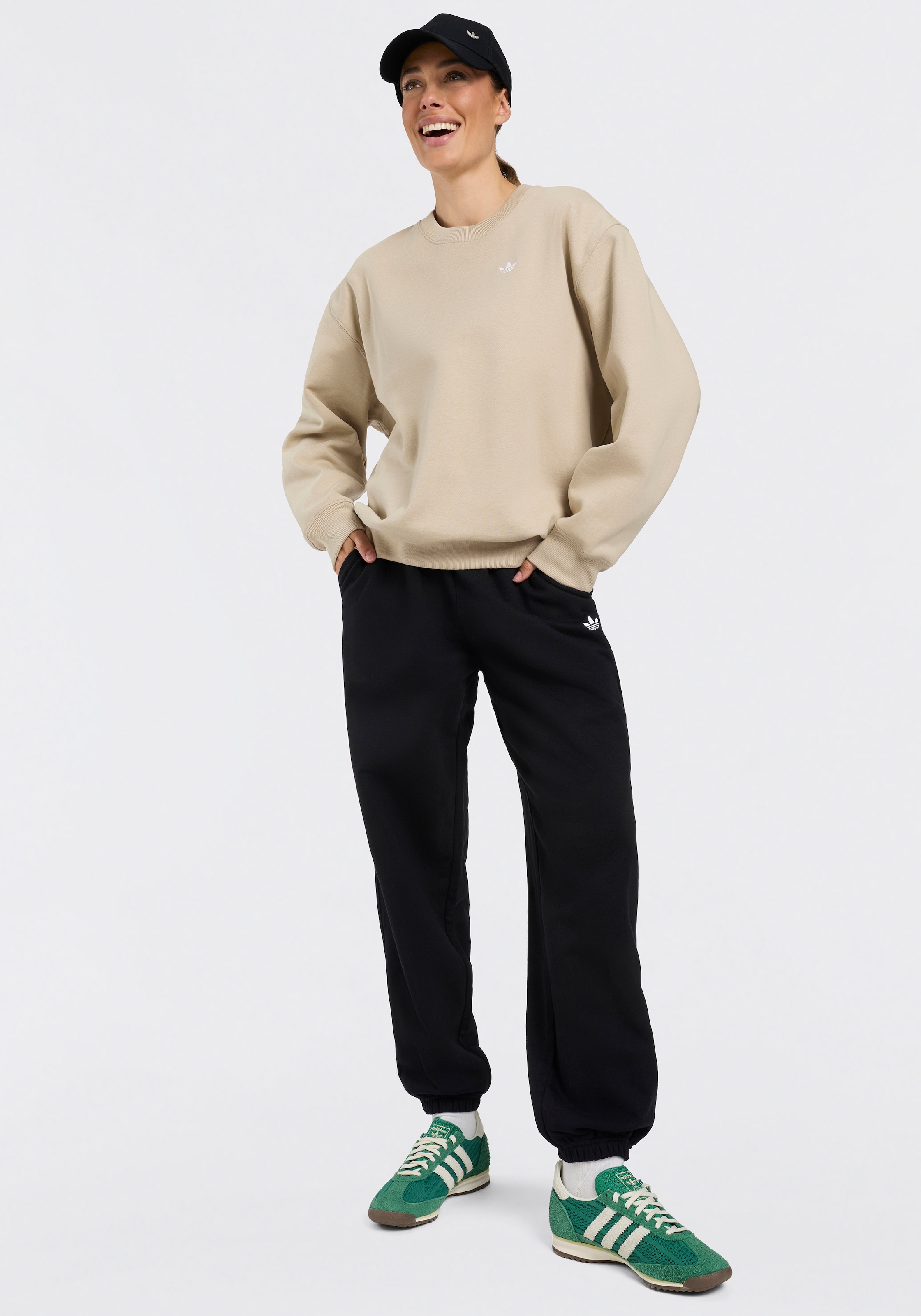 adidas Originals Sporthose »ESS JOGGER FT«  mit Baumwolle, normale Weite