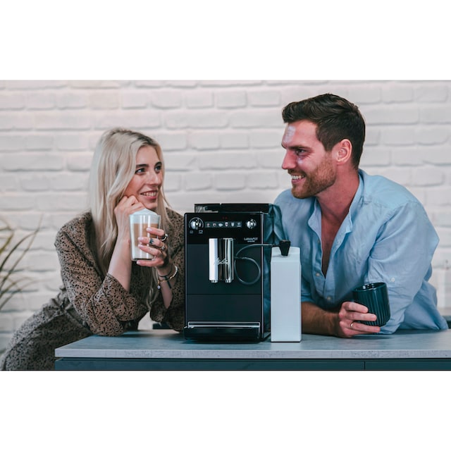 Melitta Kaffeevollautomat »Latticia® One Touch F300-100, schwarz«, kompakt,  aber XL Wassertank & XL Bohnenbehälter kaufen | BAUR