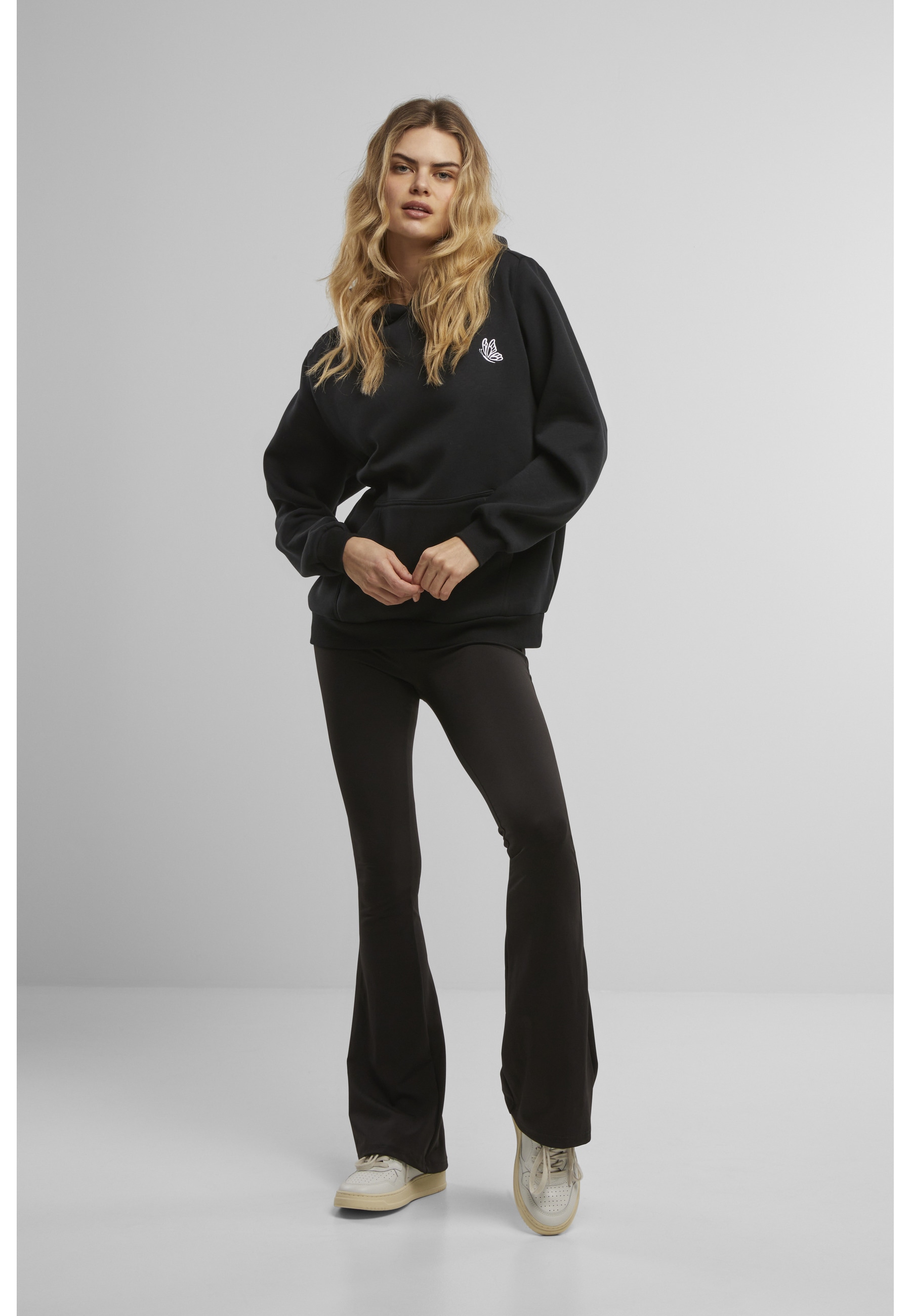 Miss Tee Kapuzenpullover »Miss Tee Flying Butterfly EMB Fluffy Hoody« 1