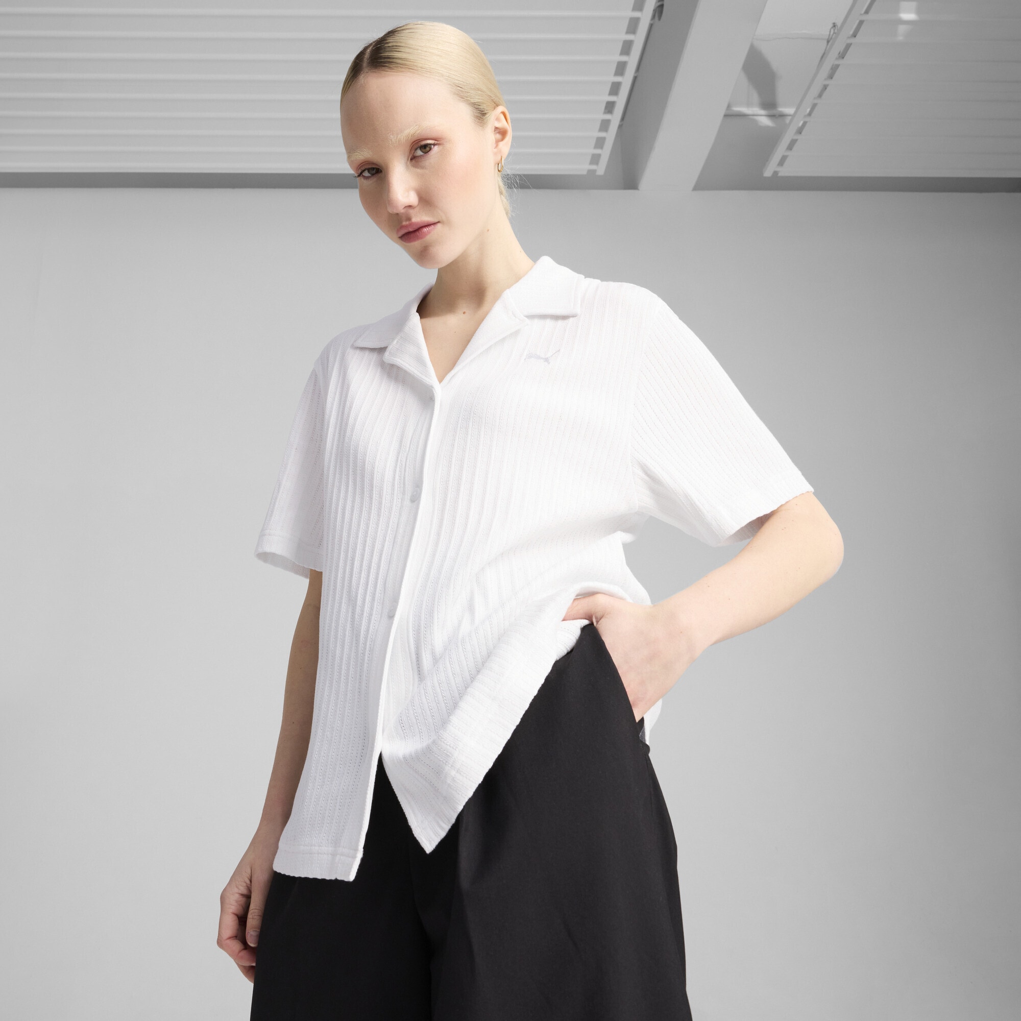 PUMA T-Shirt »WARDROBE ESS Pointelle-Shirt Damen«