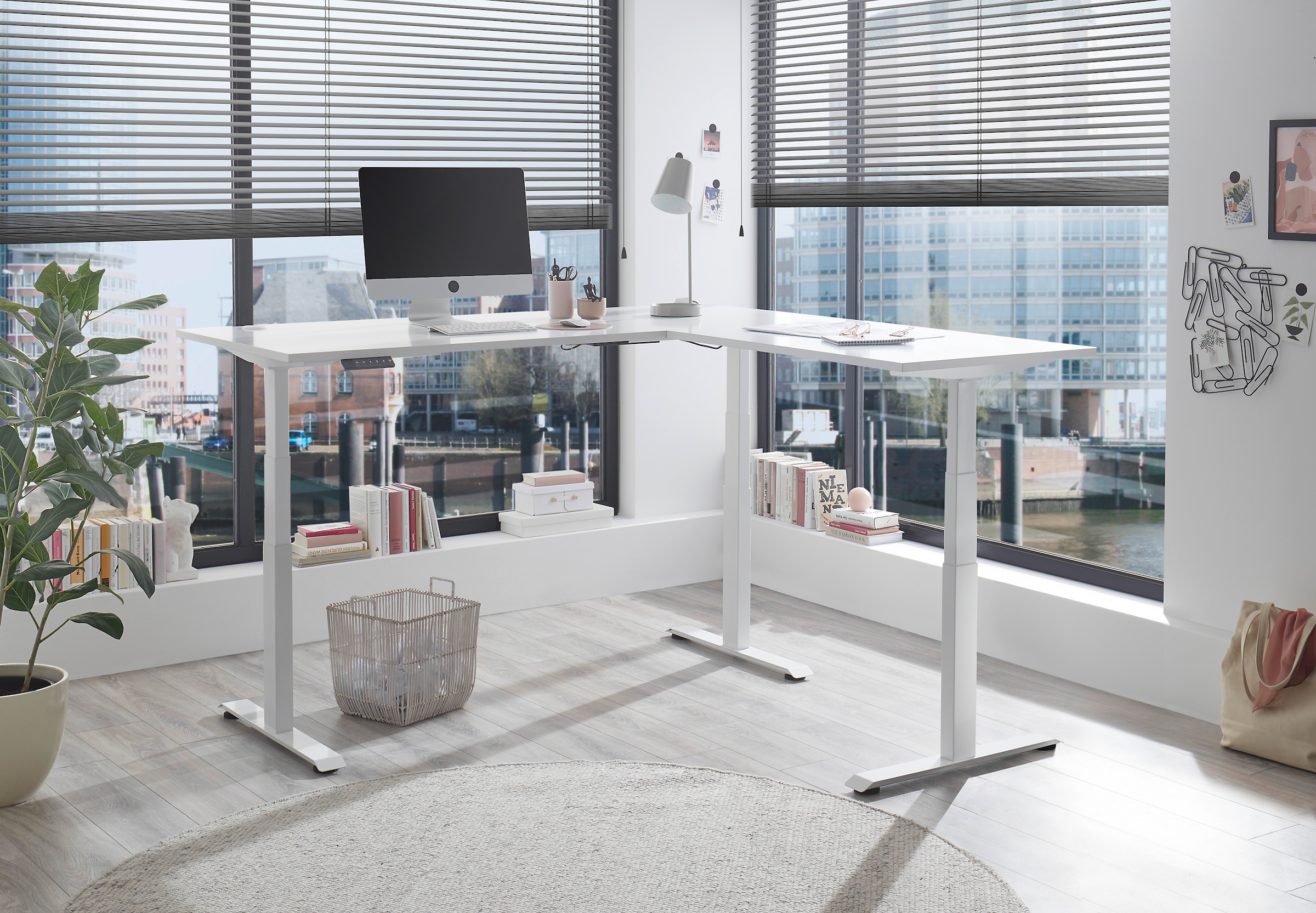 BEGA OFFICE Eckschreibtisch »Ben«, (1 St.), elektrisch höhenverstellbarer Desk mit 4 Memory Tasten, 180x177 cm