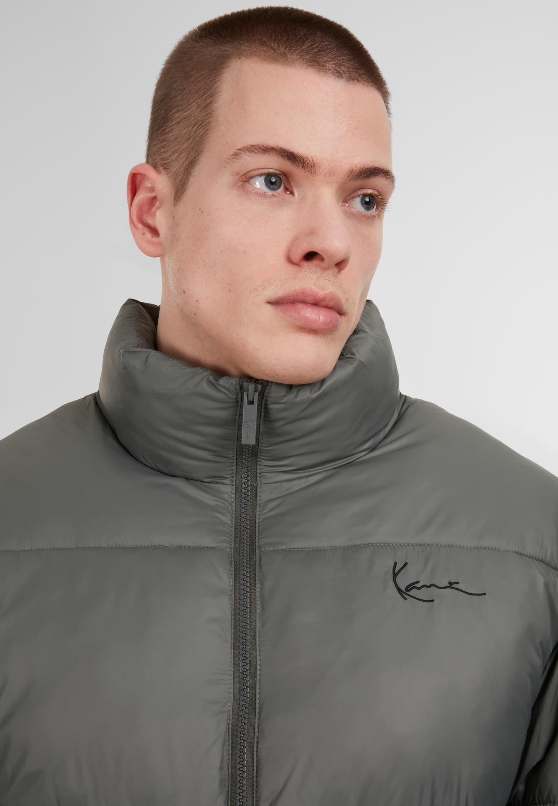 Karl Kani Winterjacke »Karl Kani Small Signature Embossed Logo Puffer Jacket«, (1 St.), ohne Kapuze