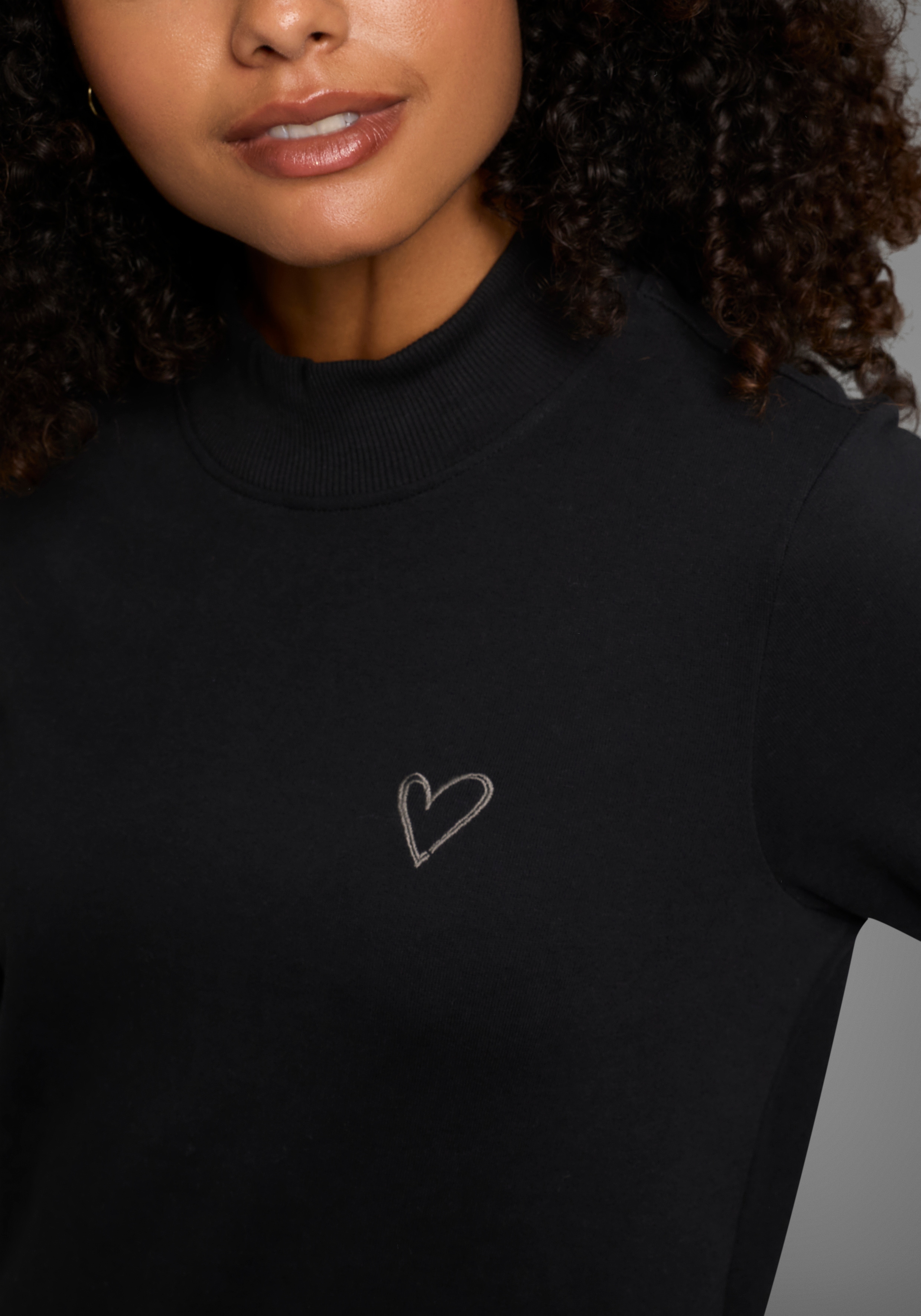 Thumbnail - KangaROOS Longsweatshirt mit Turtleneck und Schlitz am Saum