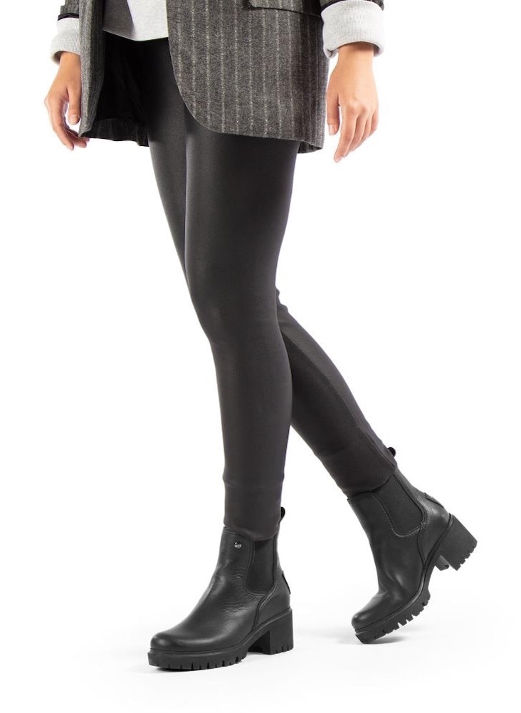 Panama Jack Chelseaboots »Pia«, Stiefelette, Schlupfschuh, Blockabsatz, mit Profilsohle