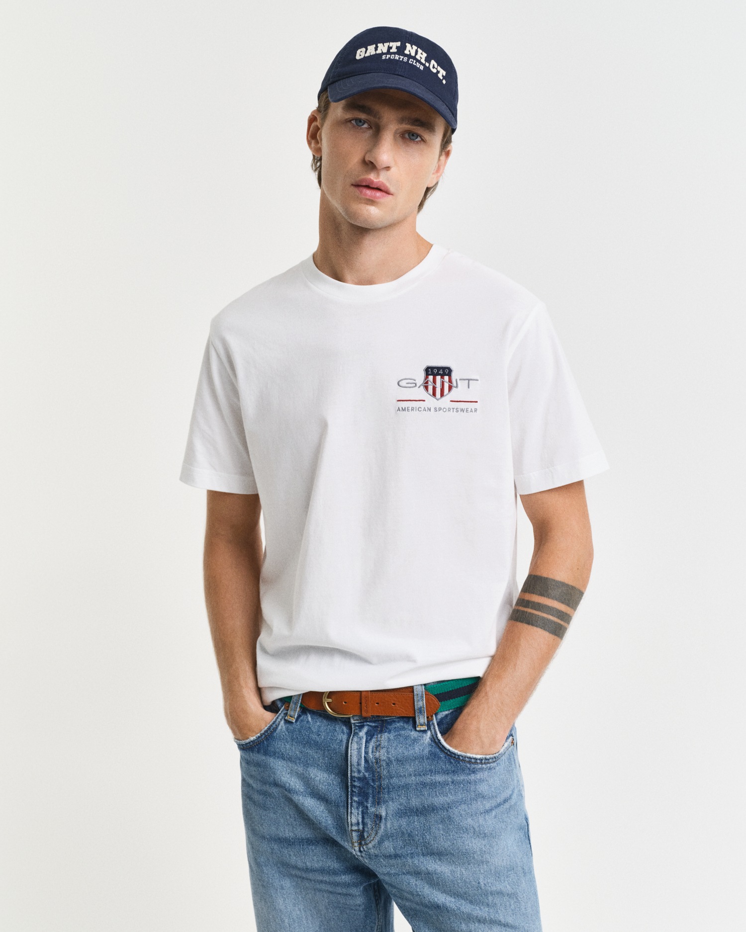 Gant T-Shirt "REG ARCHIVE SHIELD EMB SS T-SHIRT" von dem Archiv aus den 198 günstig online kaufen