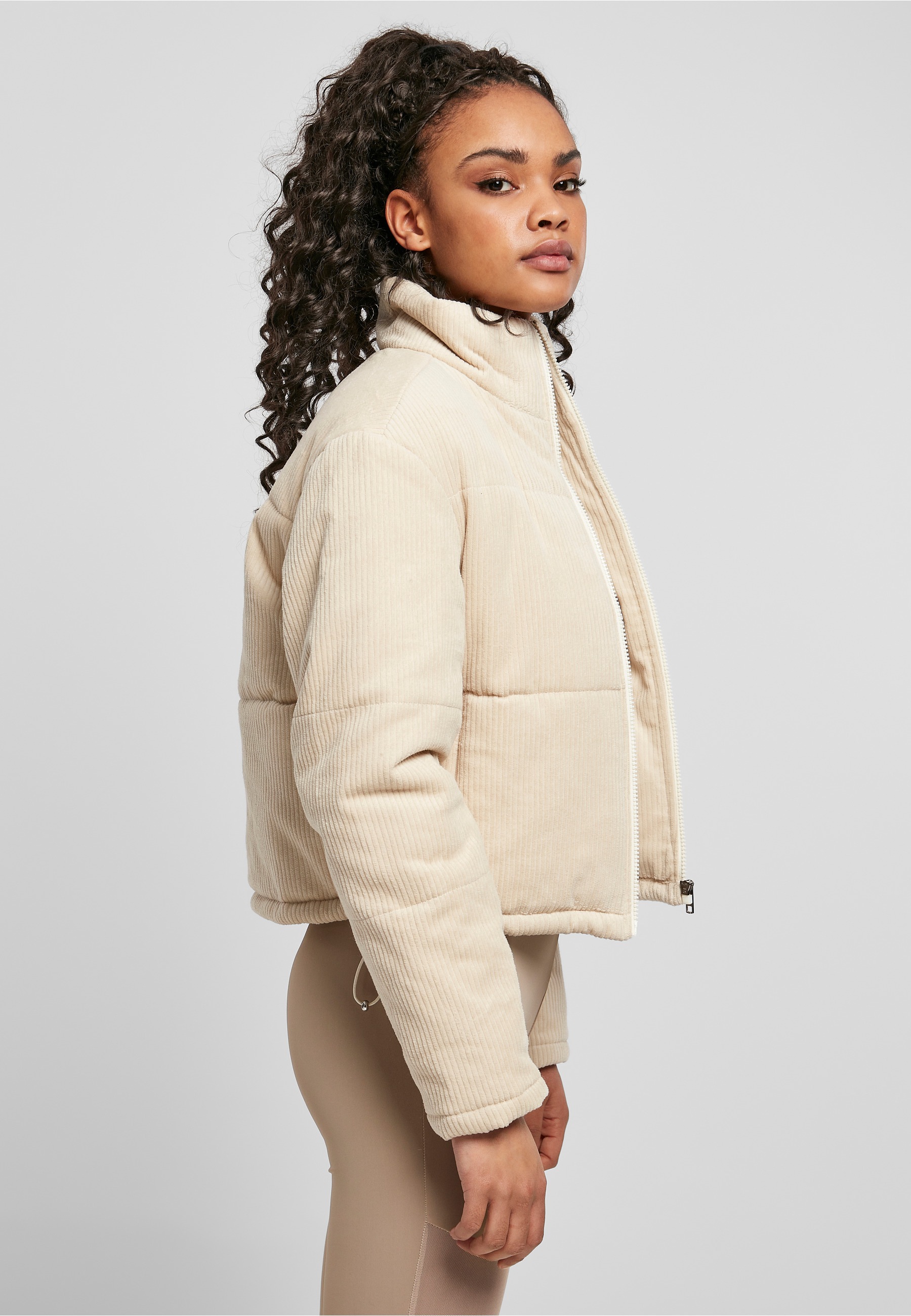 URBAN CLASSICS Winterjacke »Urban Classics Damen Ladies Corduroy Puffer Jacket« 1 Stk. tlg. ohne Kapuze