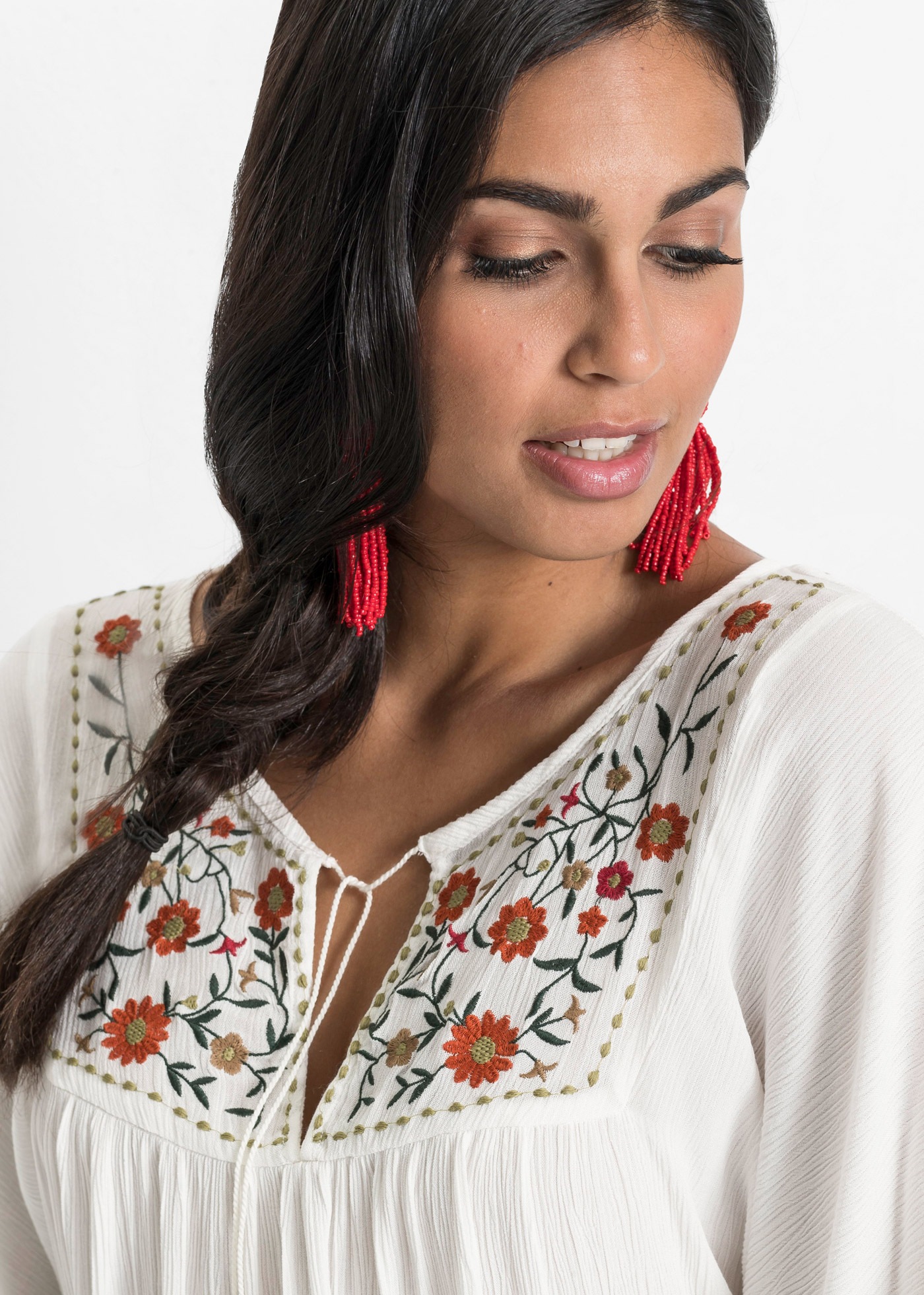 Thumbnail - bonprix Tunika Casual Stil, A-Linie Passform, Kurzarm-Design, mit Stickerei