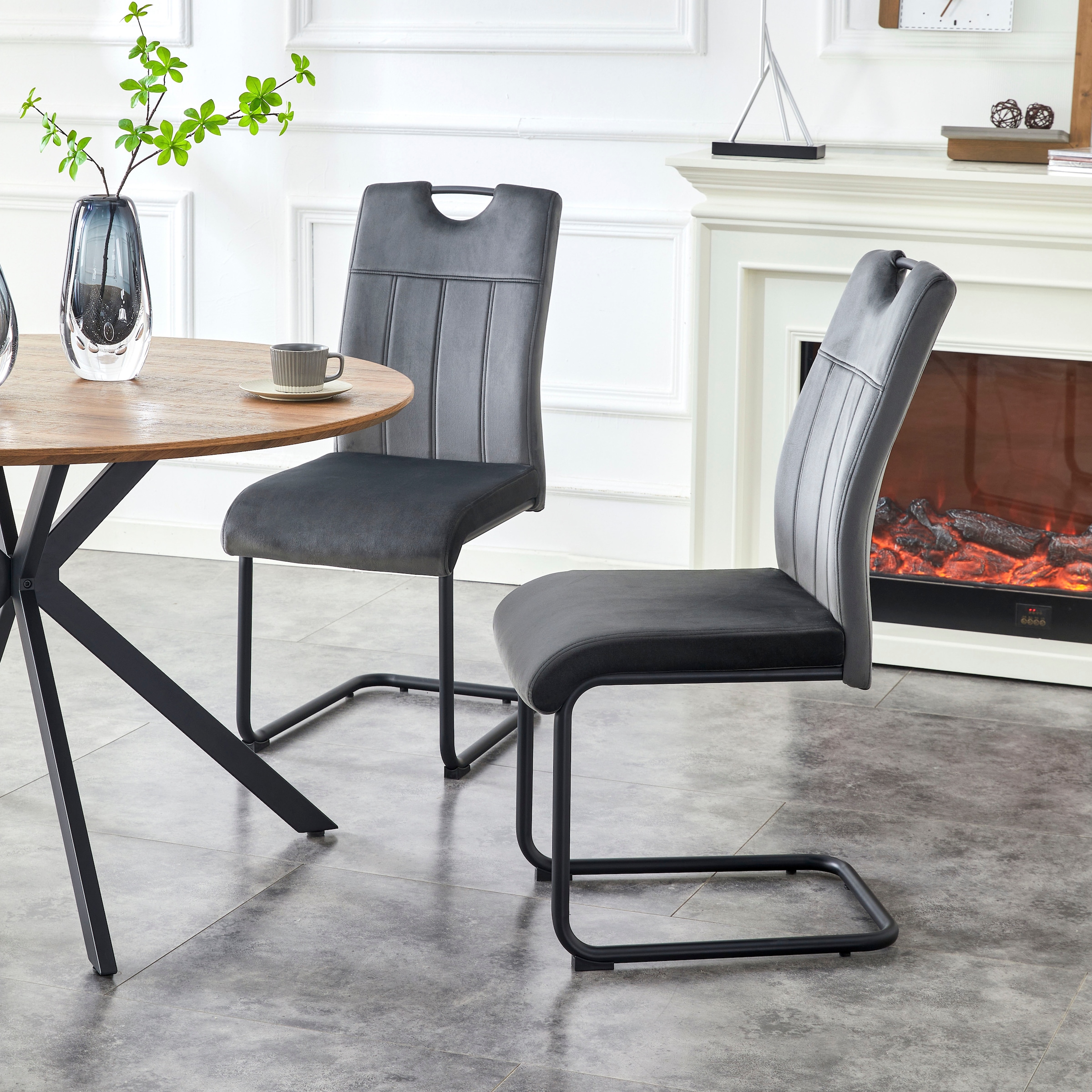 Home affaire Esszimmerstuhl »BRANDON, 2er Set, mit Metallgestell in matt schwarz« (Set) 2 Stk.in verschiedenen Farben, Belsatbarkeit pro Stuhl 120 kg, 360° drehbar