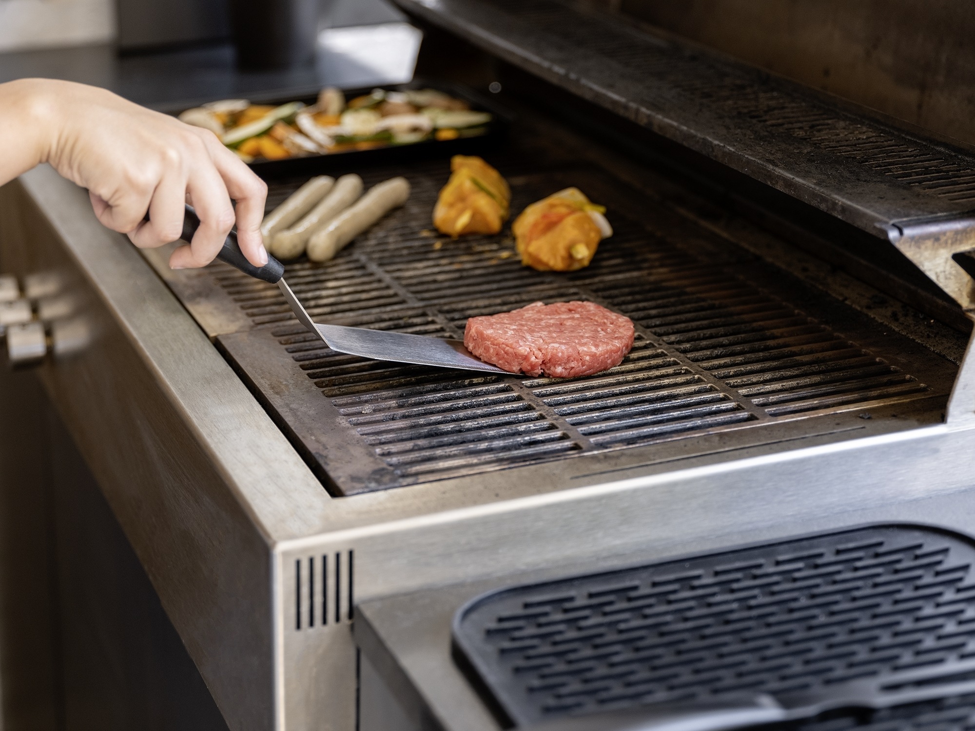 Thumbnail - WENKO Burgerpresse "Burger-Set" Hamburgerpresse & Plancha Spachtel, Grillzubehör, rostfreier Edelstahl