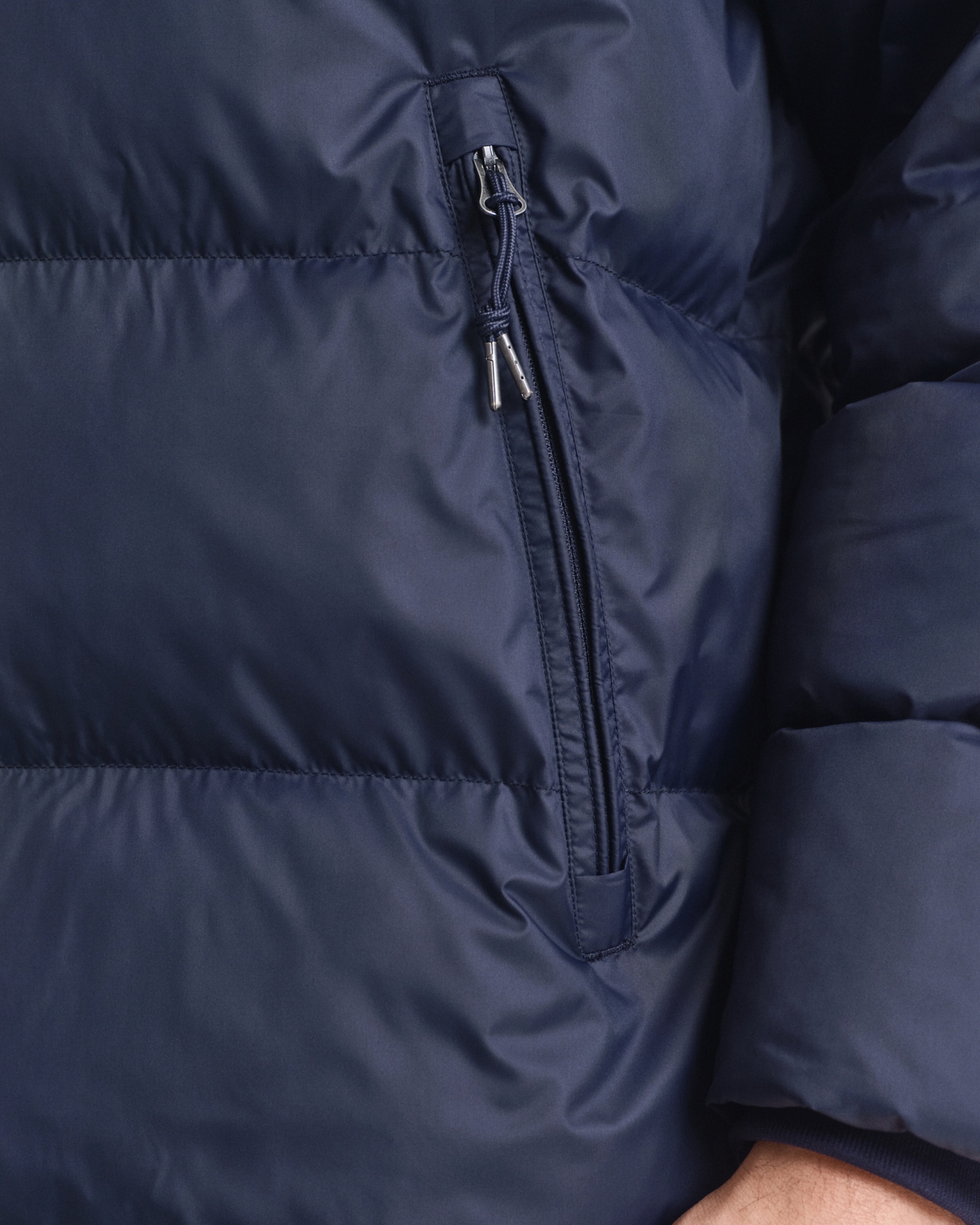 Gant Steppmantel »ACTIVE CLOUD MID LENGTH« Puffermantel, regular fit, abnehmabre Kapuze, 2-Wege-Reißverschluss