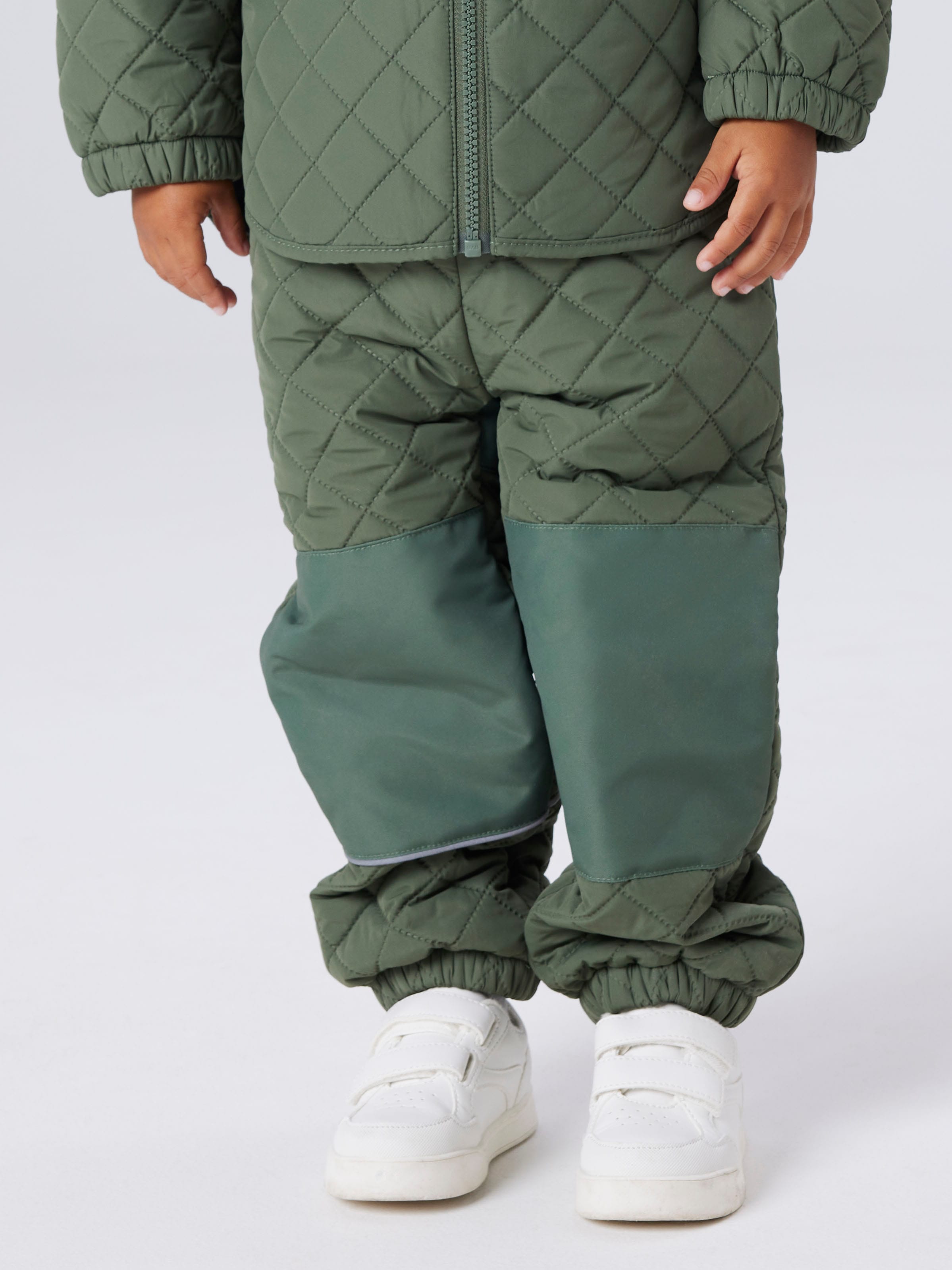 Name It Steppjacke »NMNCHILLY QUILT SET FO NOOS« Set, 2 Stk. tlg. mit passender Hose