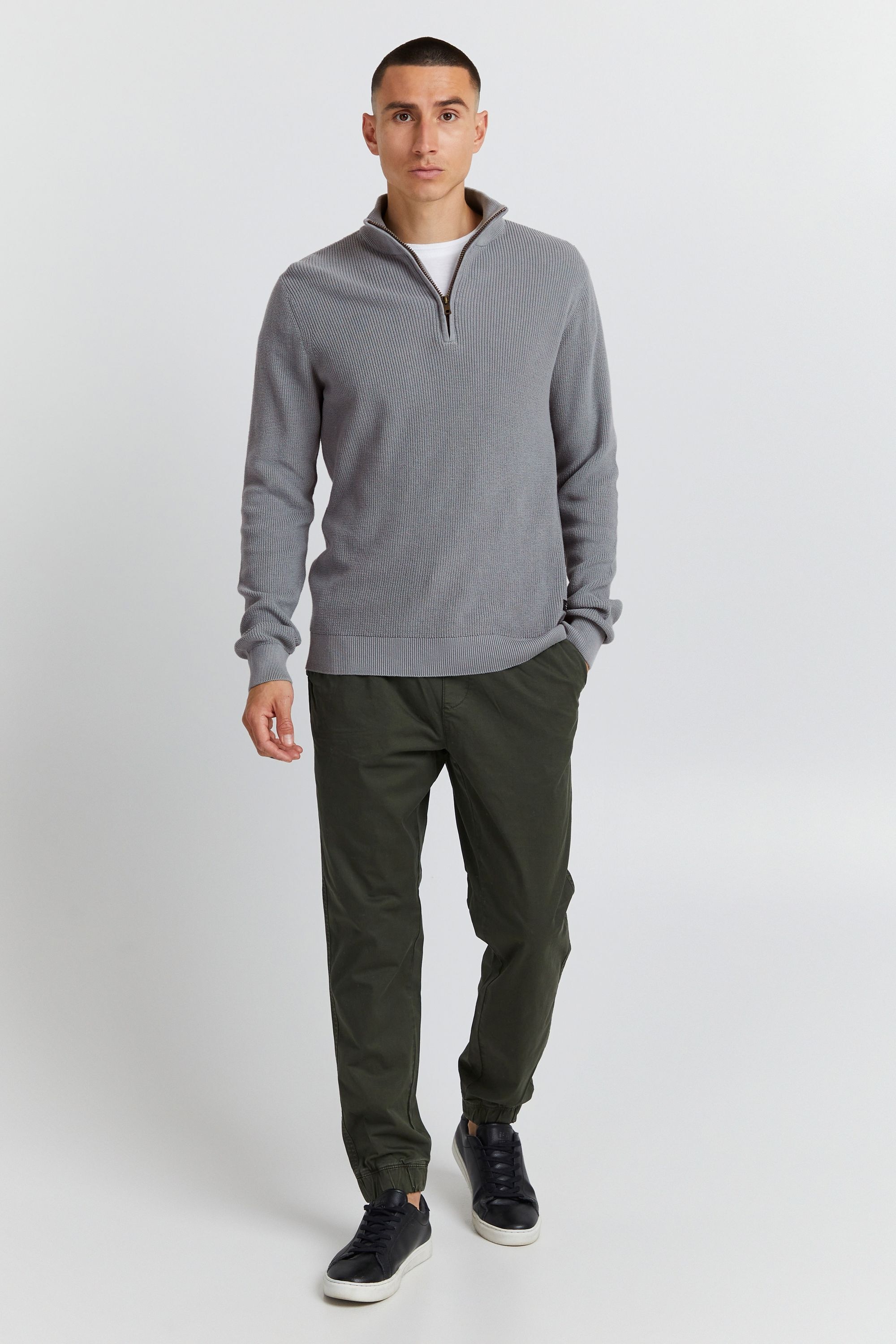 Thumbnail - Blend Troyer "BHCodford", Schicker Pullover mit Reißverschlusskragen