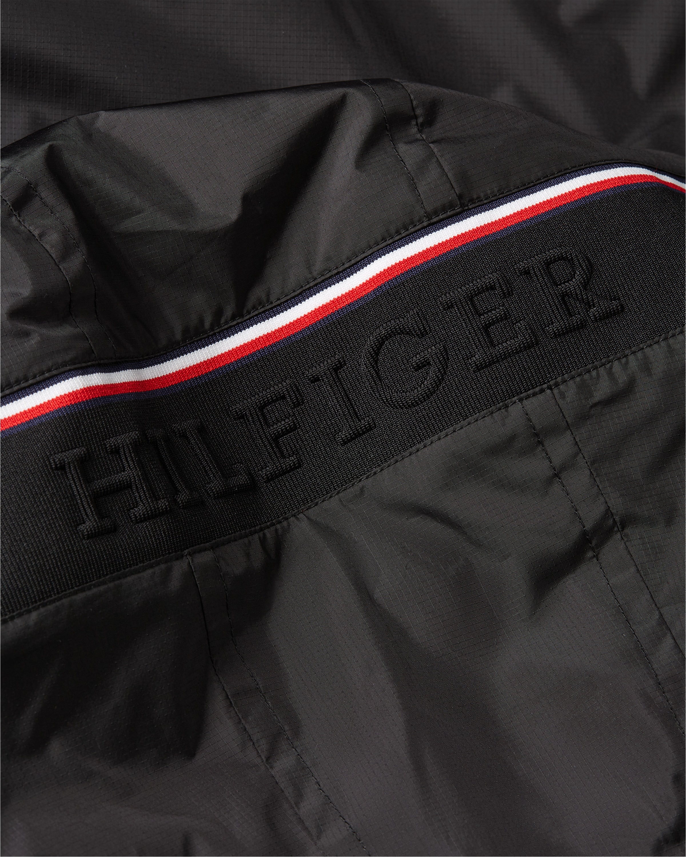 Tommy Hilfiger Blouson »RWB HOODED JACKET«, mit Kapuze, elastische Bündchen, wasserabweisend