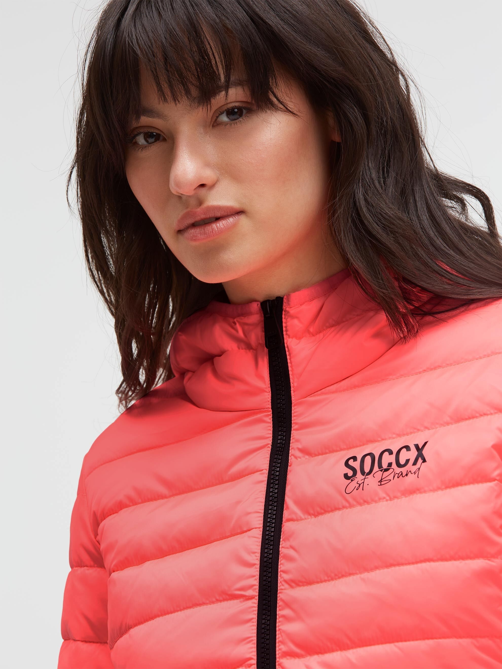 SOCCX Outdoorjacke mit Kapuze mit elastischem Saumabschluss