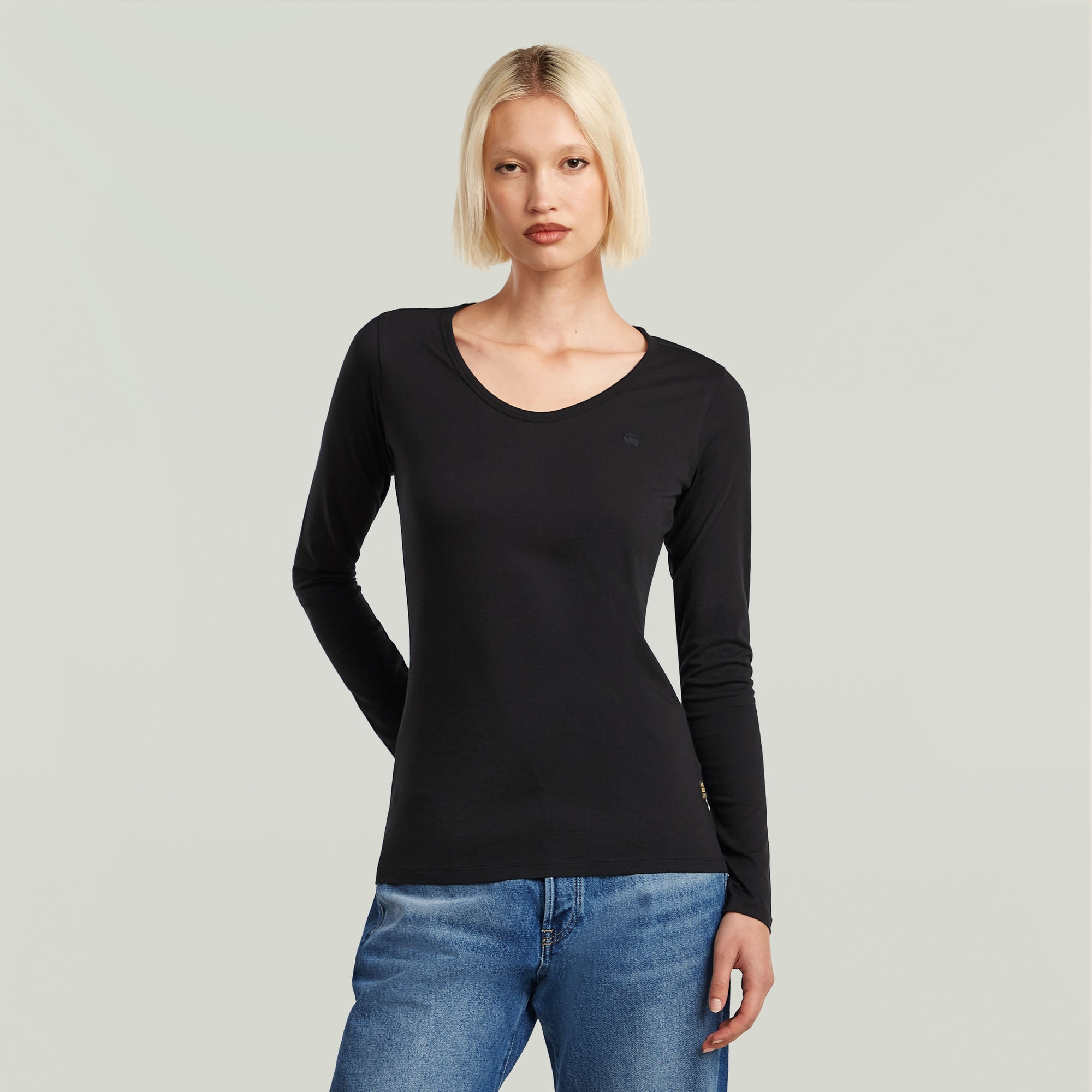 G-STAR Langarmshirt »Core eyben slim u t wmn ls« mit Label-Aufnäher, V-Ausschnitt