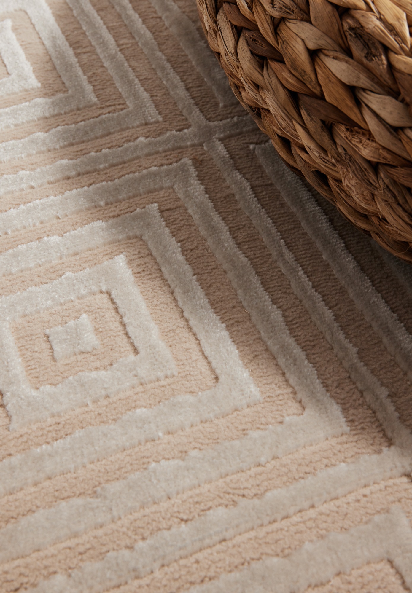 ELLE DECORATION Designteppich »Tourmaline«, rechteckig, 9 mm Höhe, Wohnzimmer, Schlafzimmer, Läufer, Hoch-Tief Effekt, Flur, Glanz