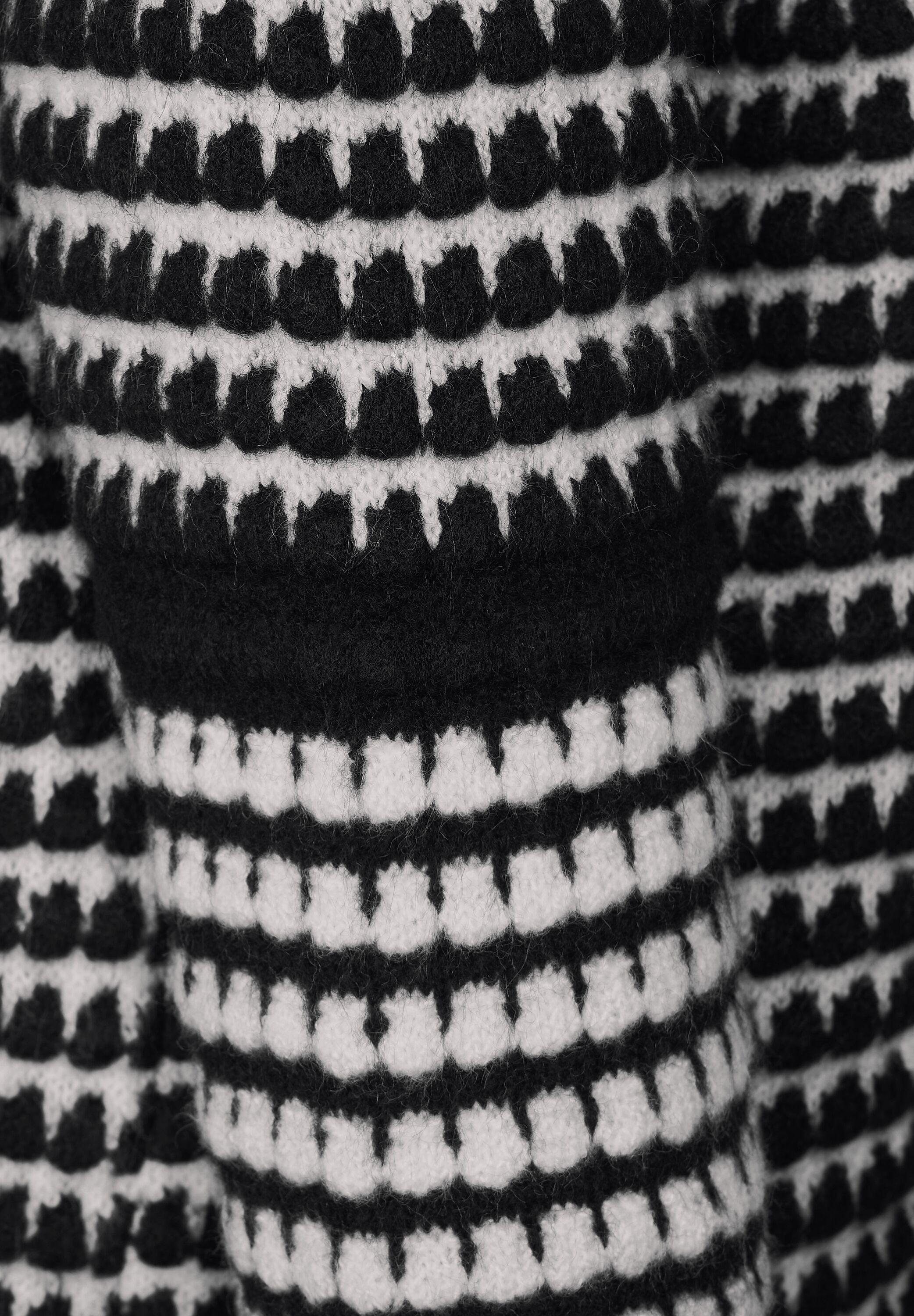 STREET ONE Longstrickjacke, mit Strick-Struktur