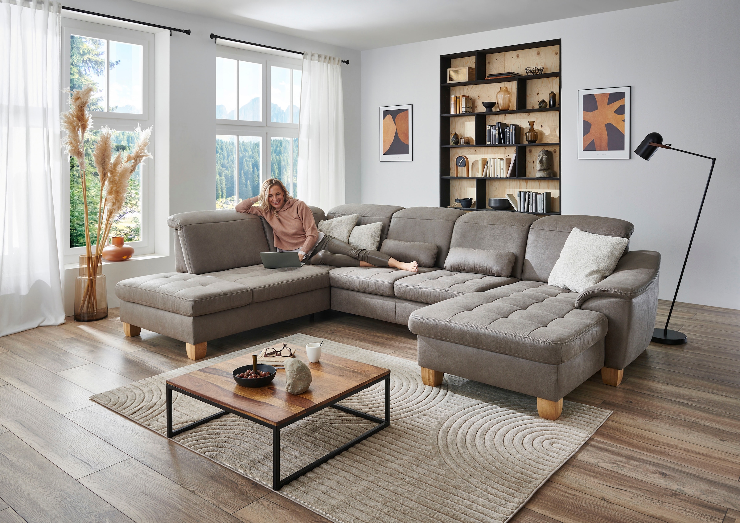 Die PlanBar Wohnlandschaft "PP-LA23145" inkl. Kopfpolsterverstellung, Feder günstig online kaufen