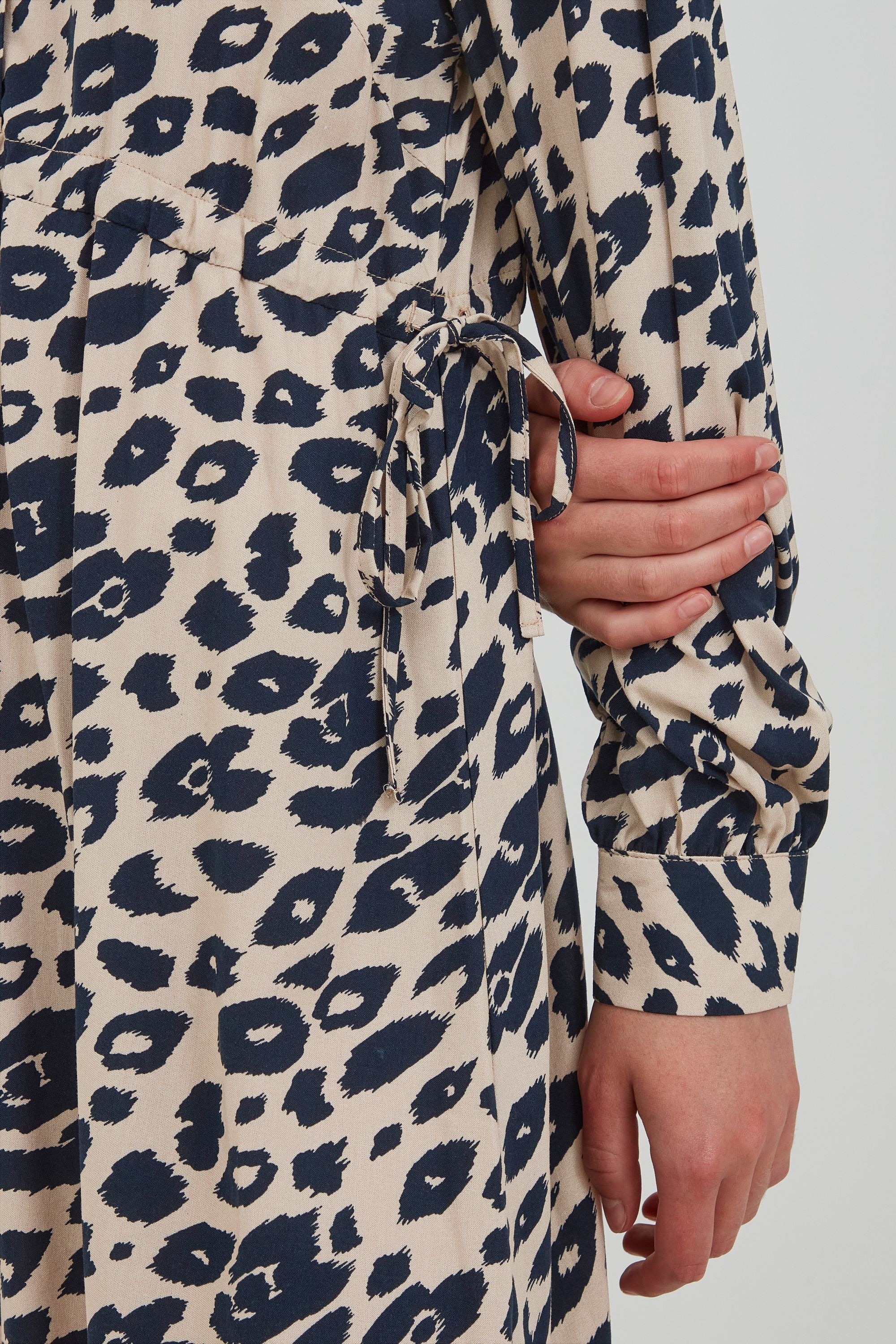 Ichi Blusenkleid »Blusenkleid IHLeonardie«
