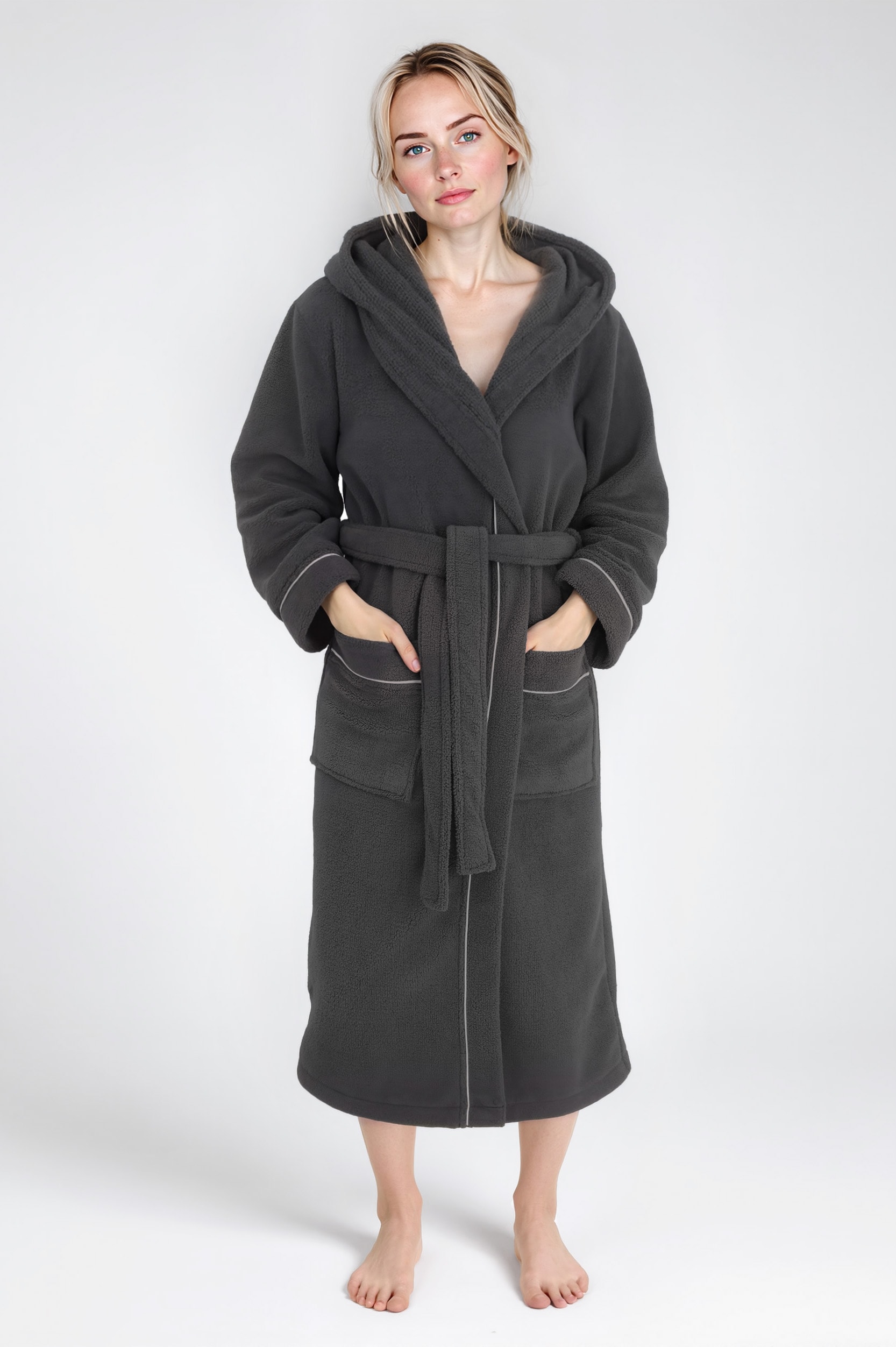 my home Unisex-Bademantel »Lillou, ideal für Sauna & Spa, Hotelbademantel, Morgenmantel«, (1 St.), kuschelig weicher Fleece, für Damen und Herren, XS-3XL