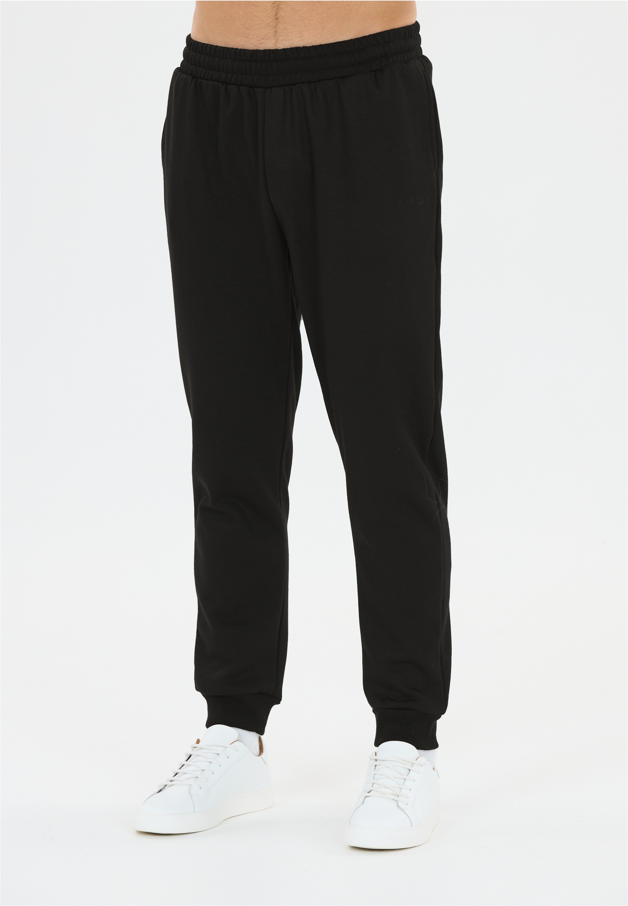 Virtus Sweathose "Kayce V2" im relaxed Fit