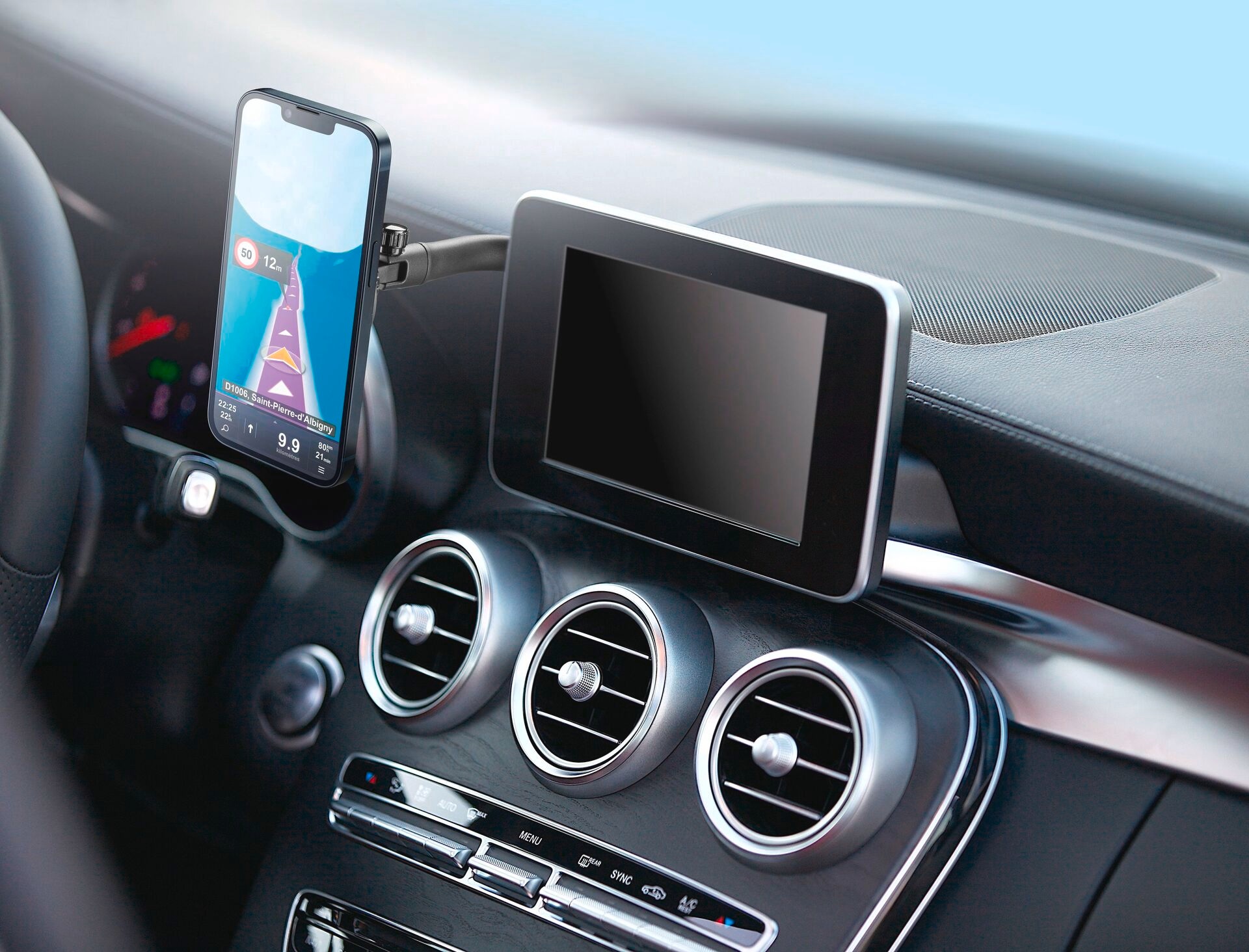 Cellularline Handy-Halterung »MAG Display Car Holder«, zur Befestigung am Fahrzeugdisplay