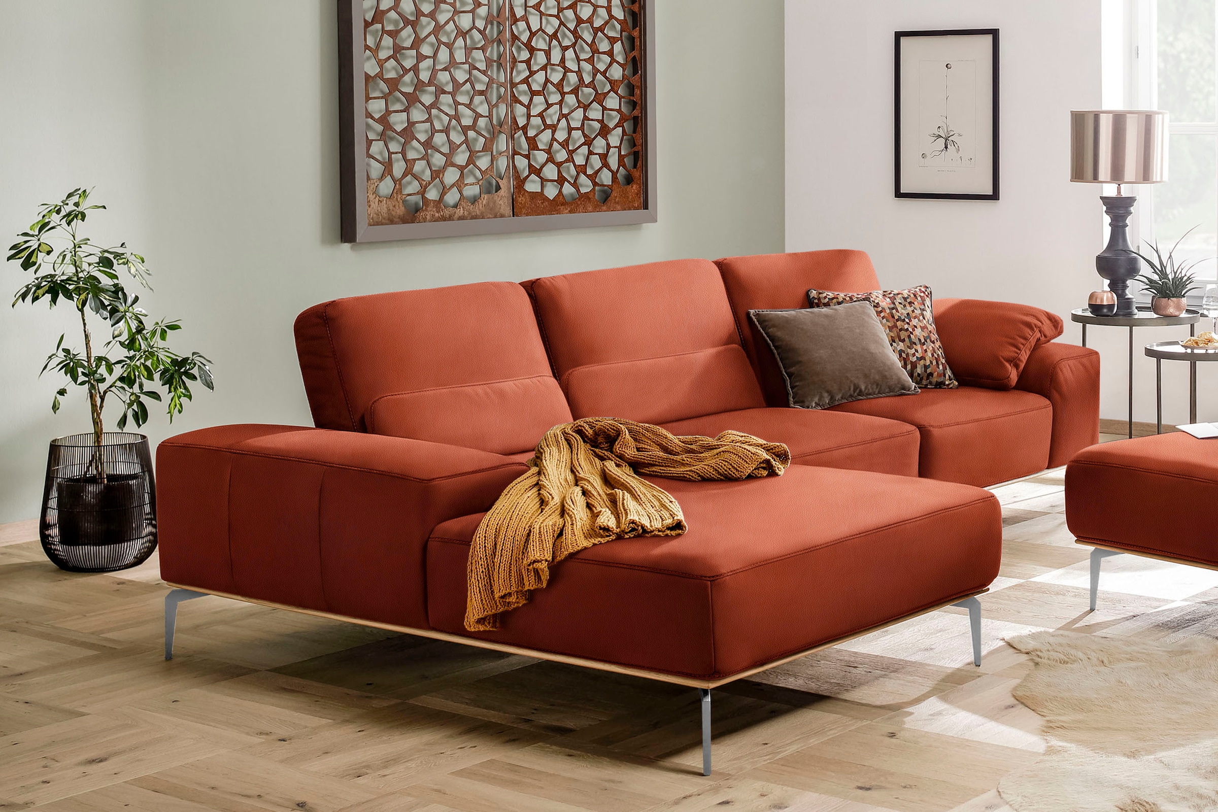 W.SCHILLIG Ecksofa "run, Designsofa mit tollem Sitzkomfort, bequem, L-Form" mit elegantem Holzsockel, Füße in Chrom glänzend, Breite 319 cm