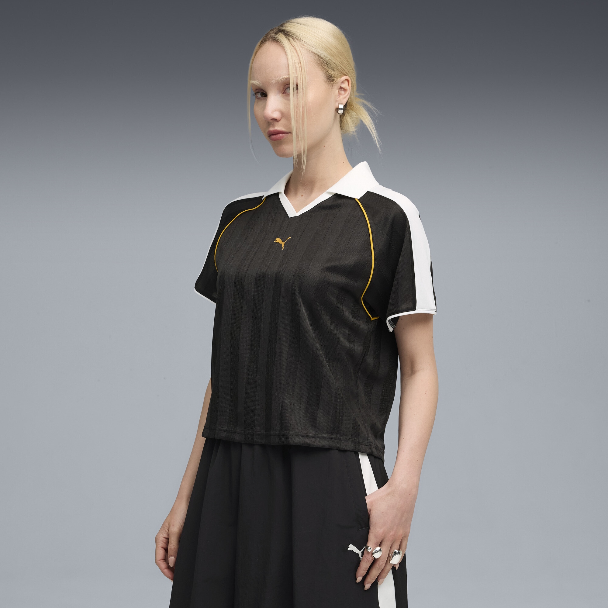 PUMA Trainingsshirt »T7 Relaxed Fußballtrikot Damen«