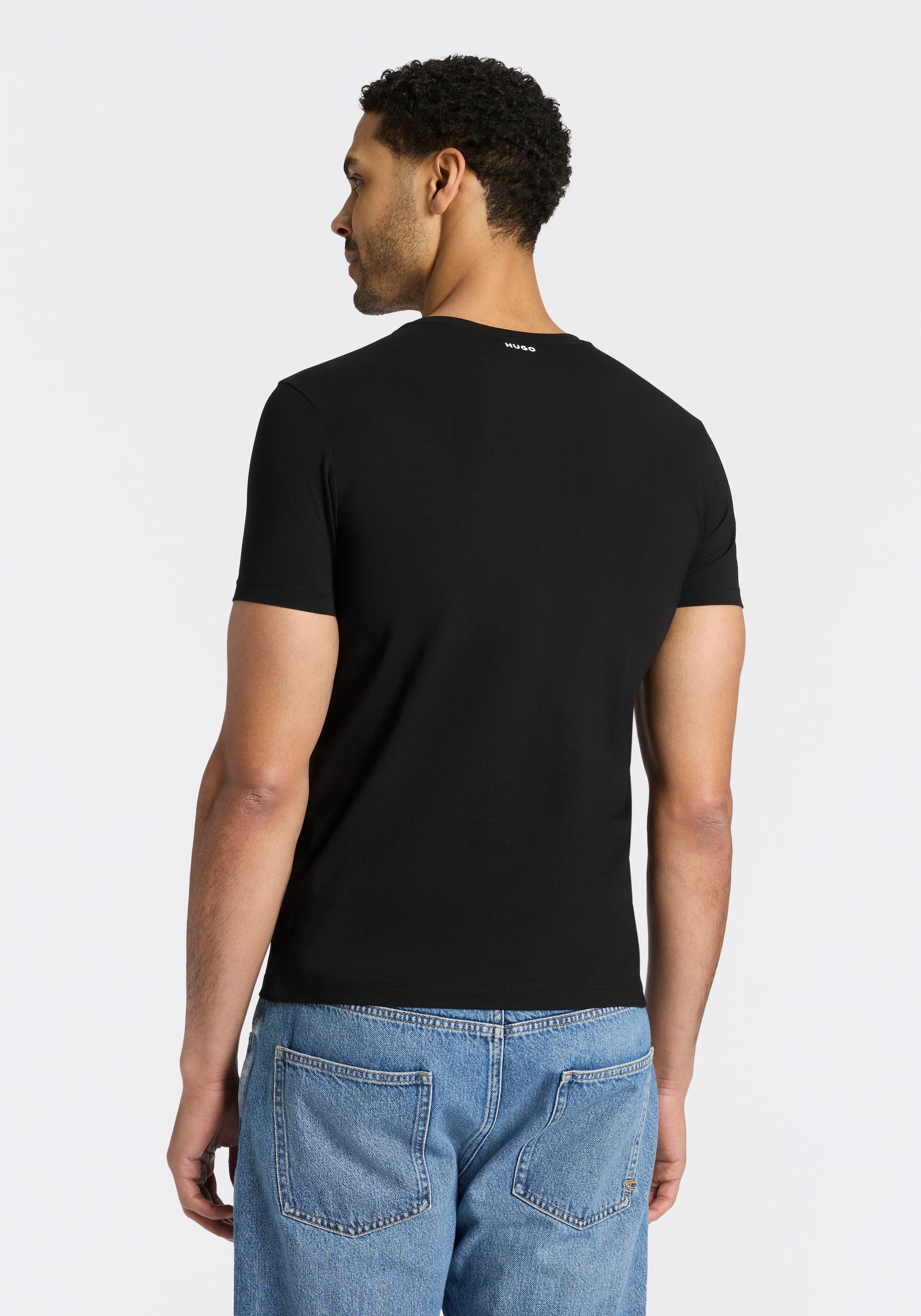 HUGO T-Shirt »HUGO-Round« Packung, 2er,  Rundhalsausschnitt, Slim-Fit, HUGO Logo-Druck