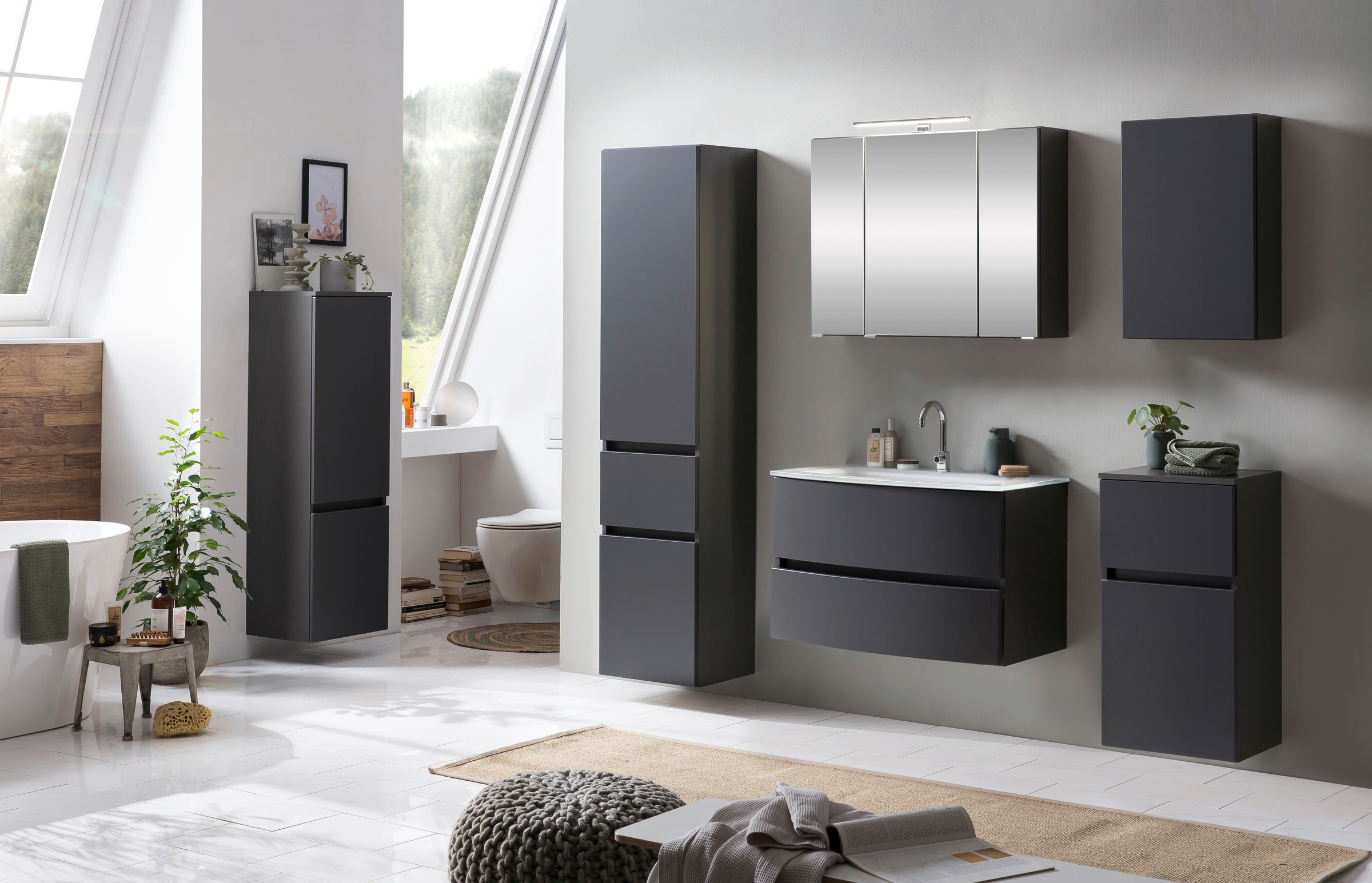 welltime Badezimmer-Set »Kaunas«, (Set, 4 St.), Waschtisch-Set mit Midischrank und Seitenschrank, Breite 160 cm