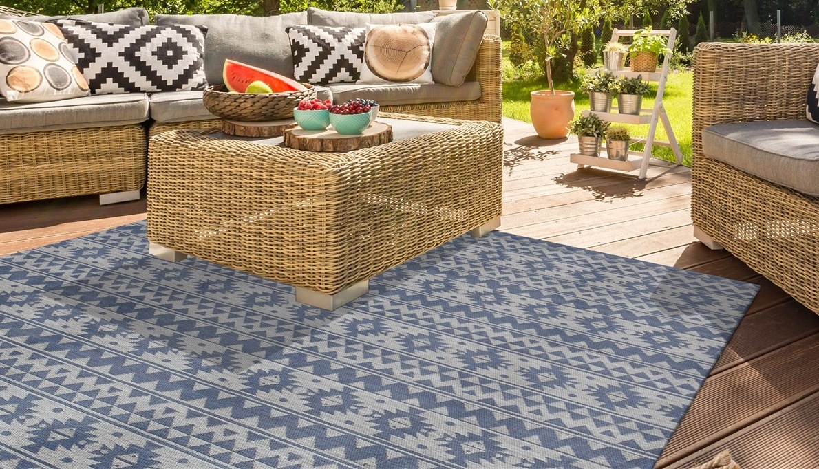 Teppich KAYOOM "Sunny 210", blau (hellblau), B:120cm H:8mm L:170cm, Polyester, Teppiche, Teppich, Besonders pflegeleicht. Im Innen- und Außenbereich verwendbar.