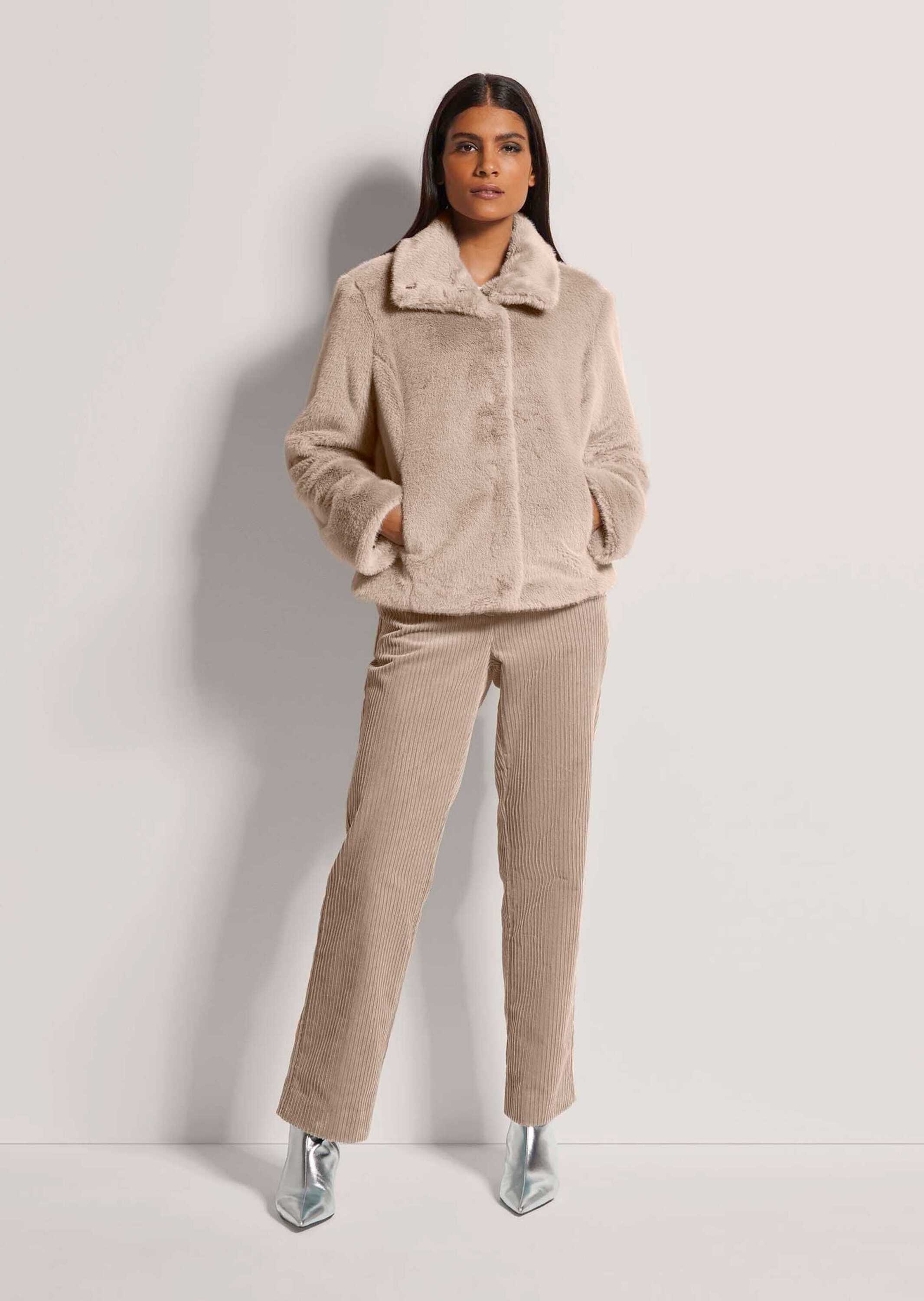 MADELEINE Kurzjacke "Jacke Webpelz-Kurzjacke mit Stehkragen" Stehkragen günstig online kaufen