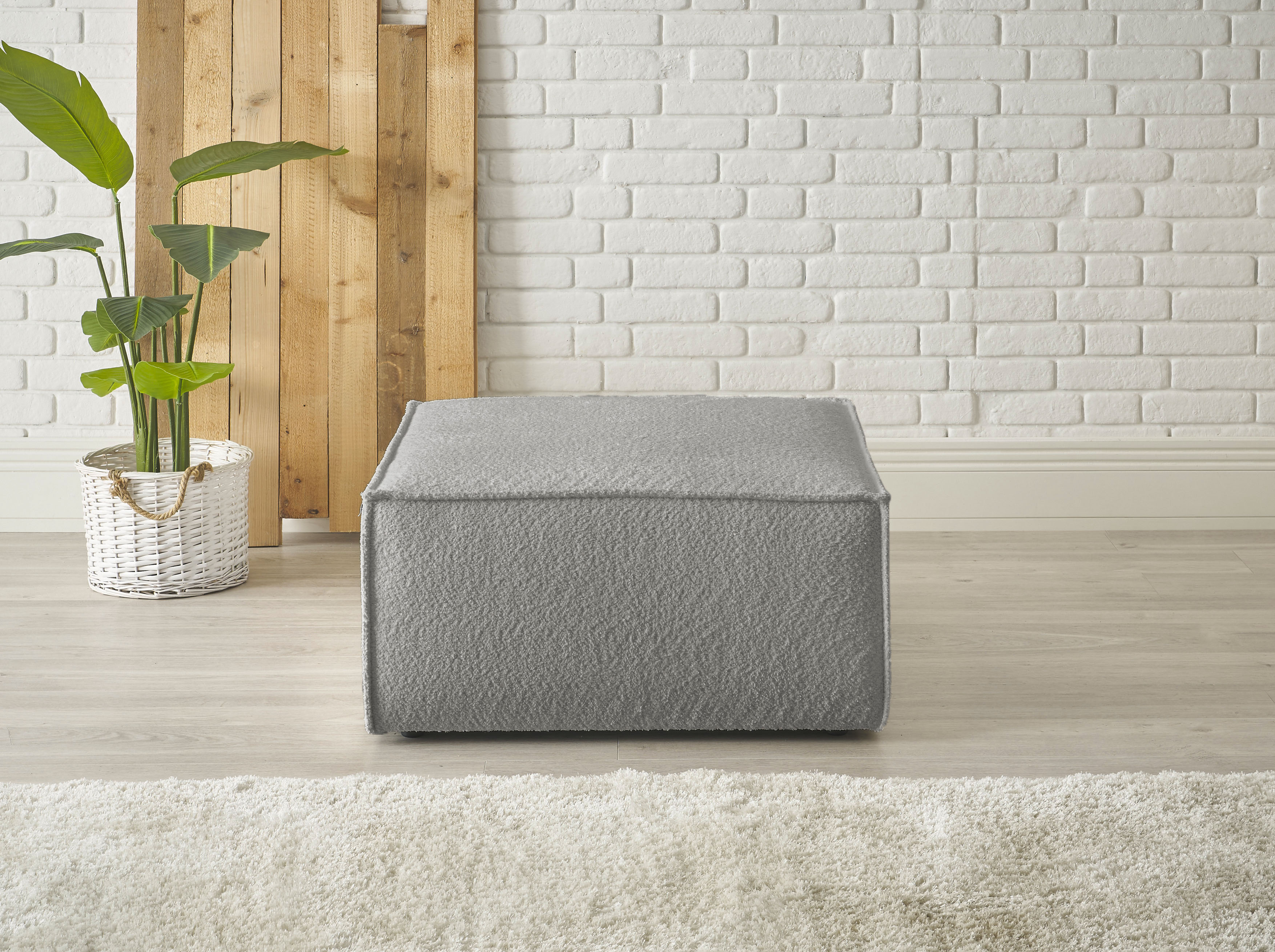 OTTO home Hocker "FINNLEY Bouclé, Polsterhocker kombinierbar mit der Serie FINNLEY" passend zum Loveseat der Serie Finnley