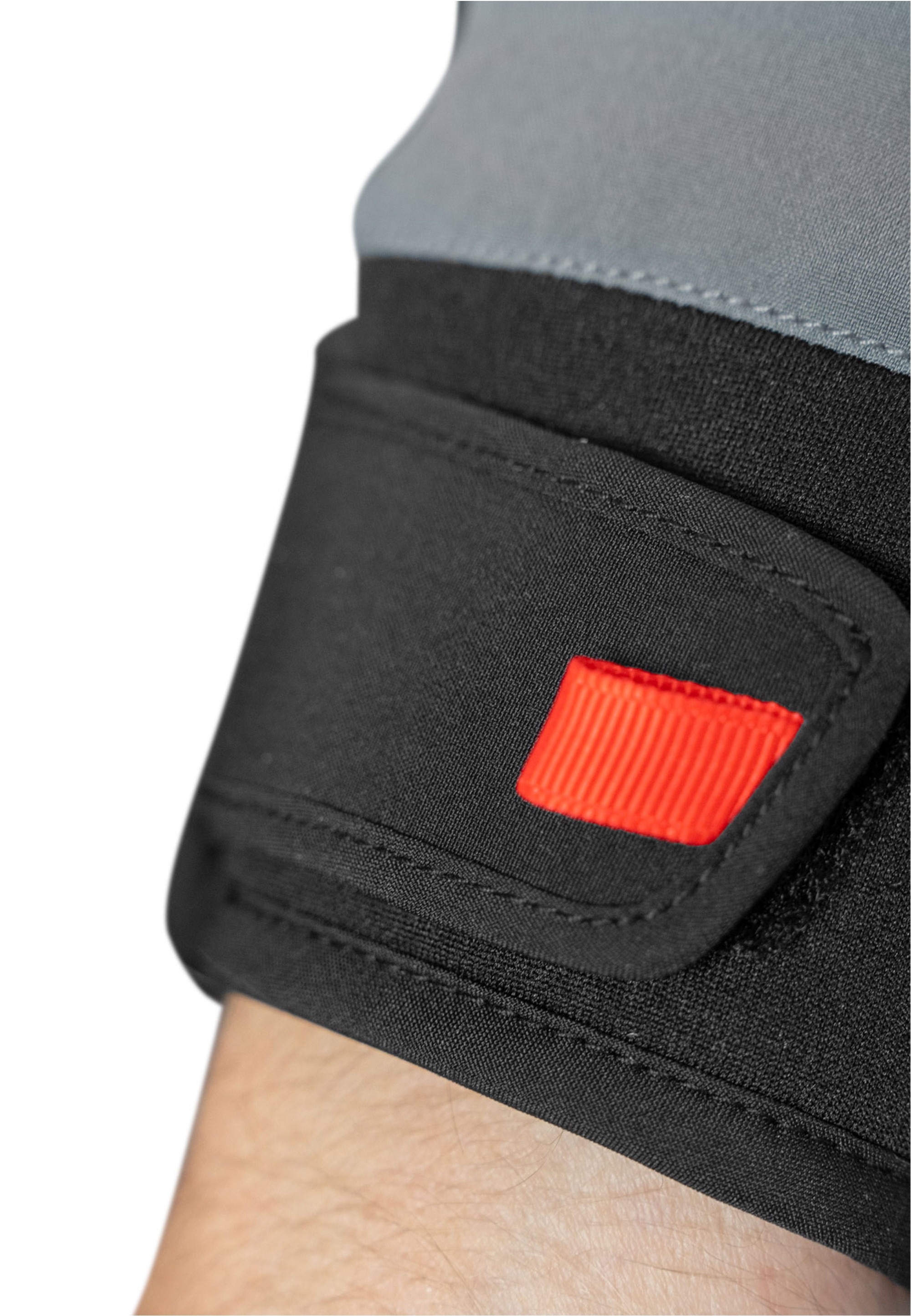 Reusch Skihandschuhe »Venom R-TEX® XT«, aus wasserdichtem und atmungsaktivem Material